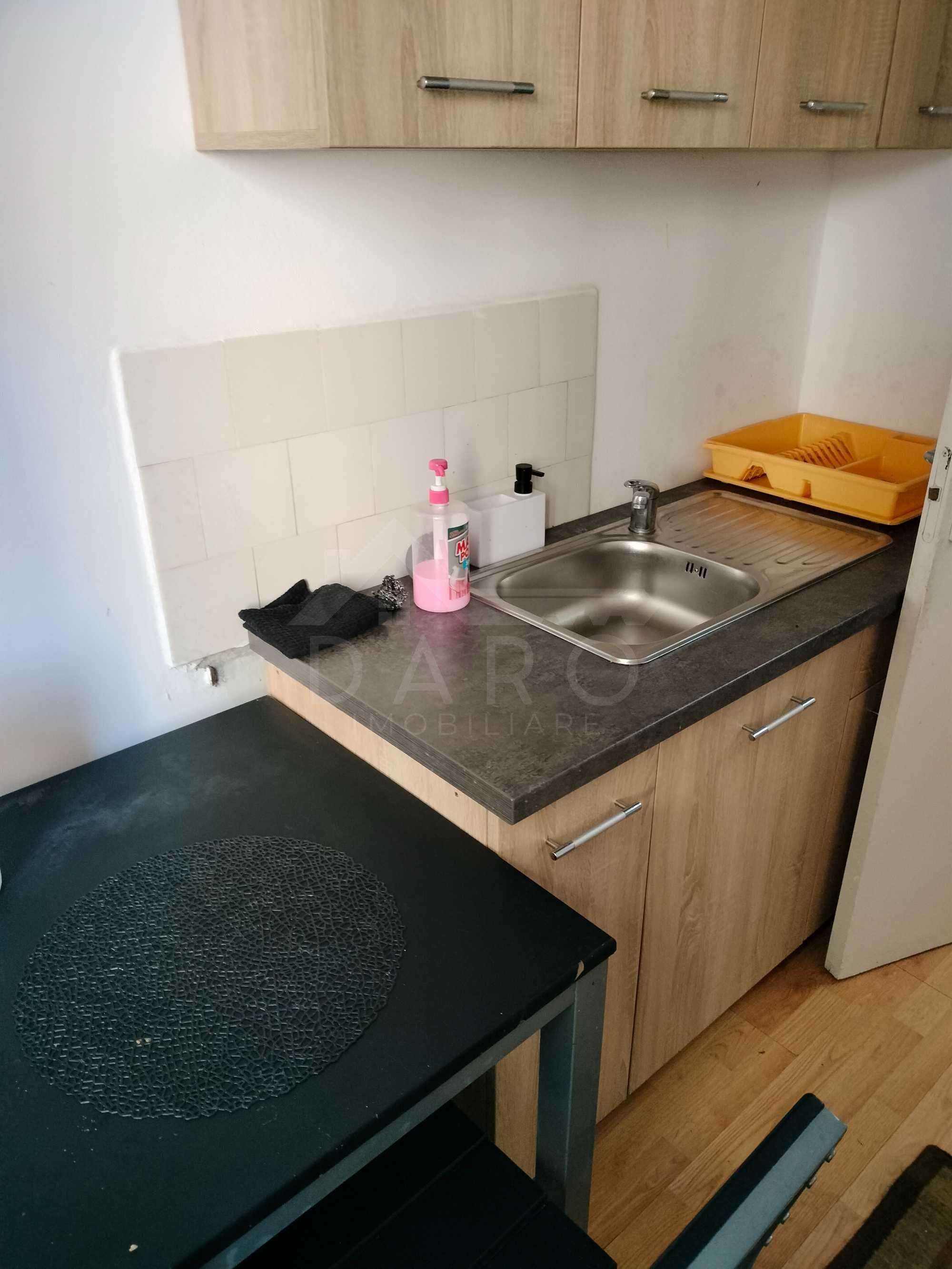 Dau în chirie apartament cu 2 camere in Tudor,Tg Mureș — fotografia 4