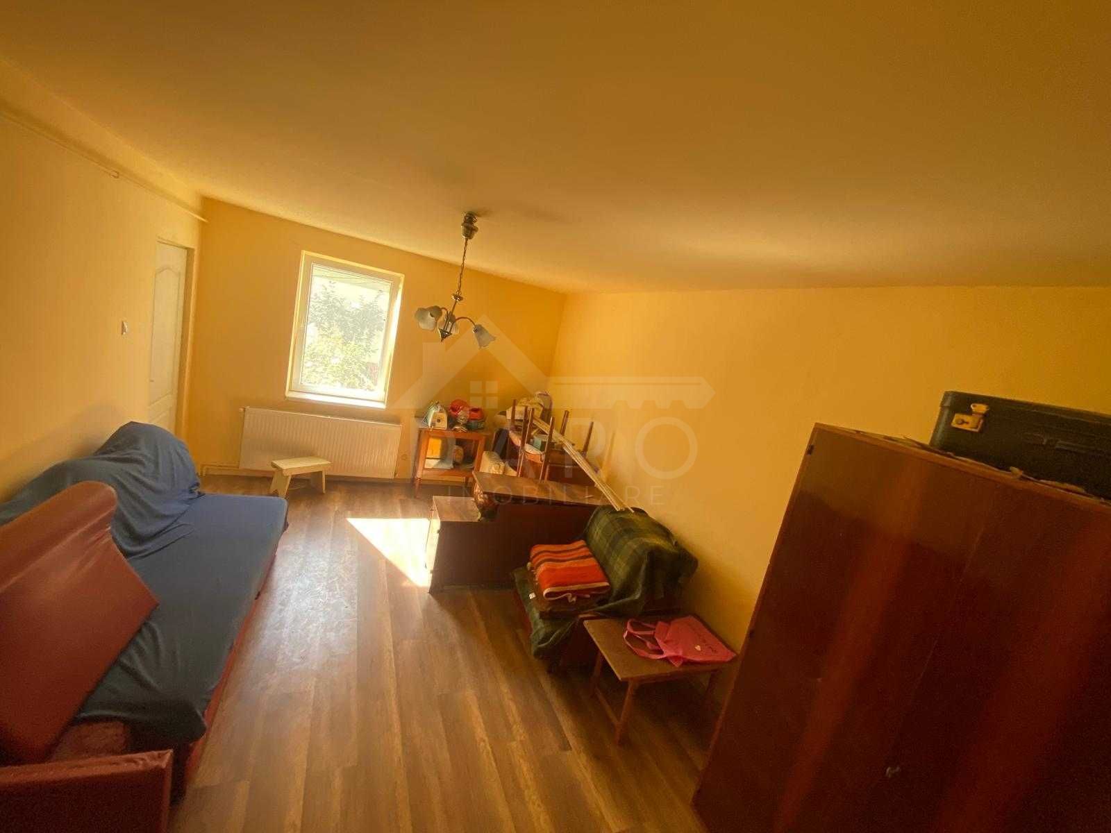 Casă cu o cameră în curte comună — fotografia 5