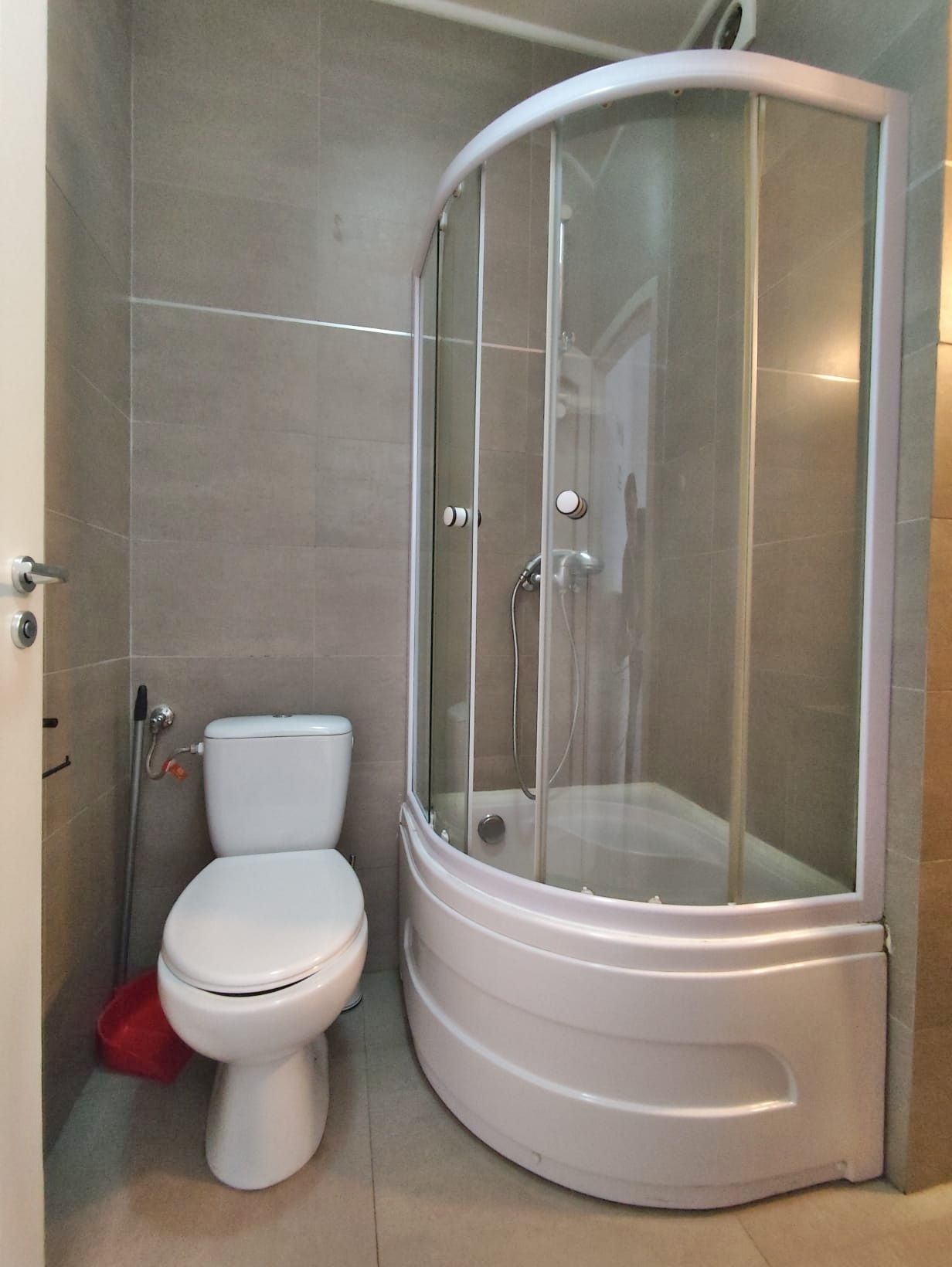Apartament 3 camere in Cartierul Luceafarul, Oradea - inchiriere — fotografia 13