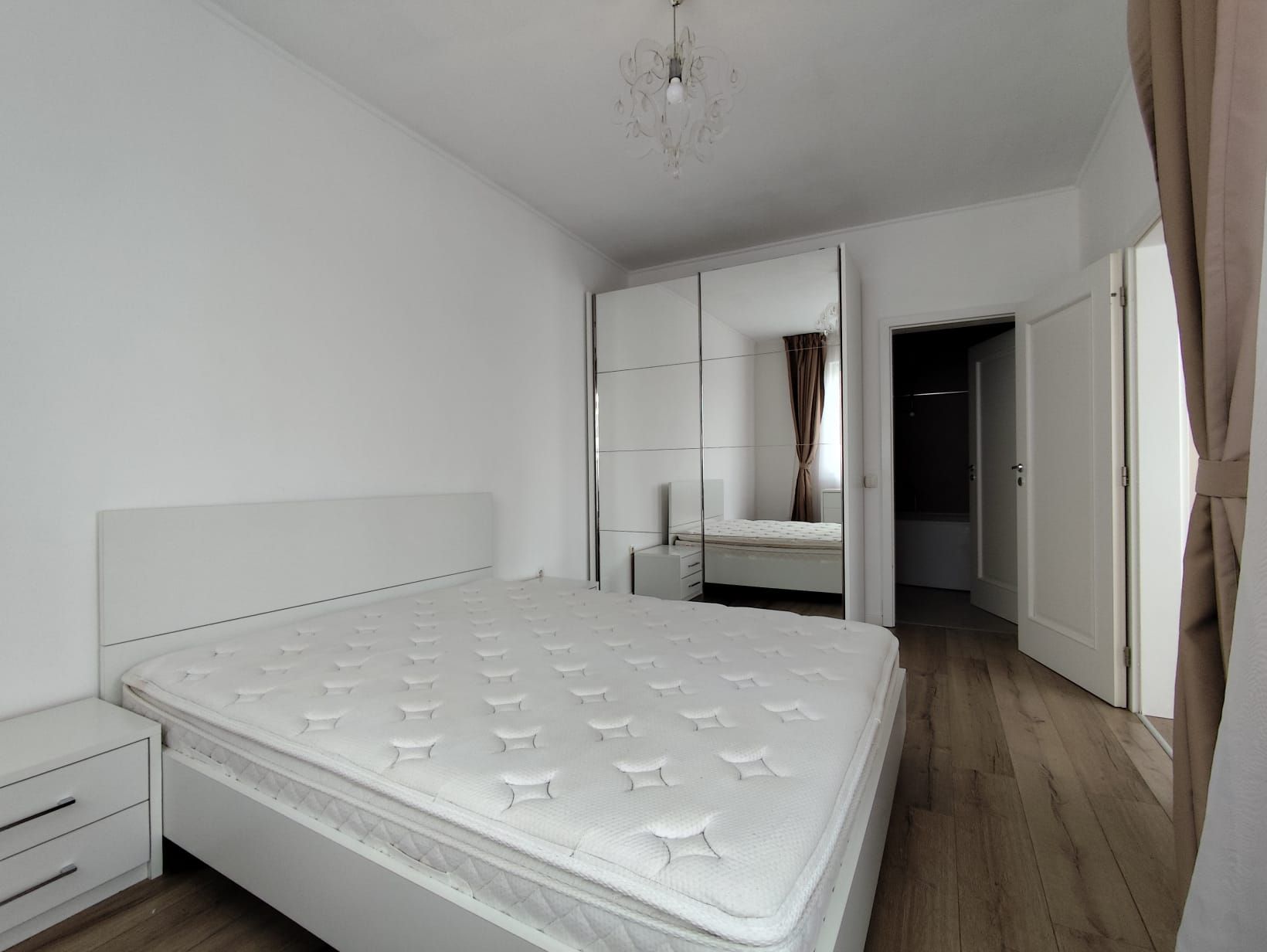 Apartament 3 camere in Cartierul Luceafarul, Oradea - inchiriere — fotografia 9