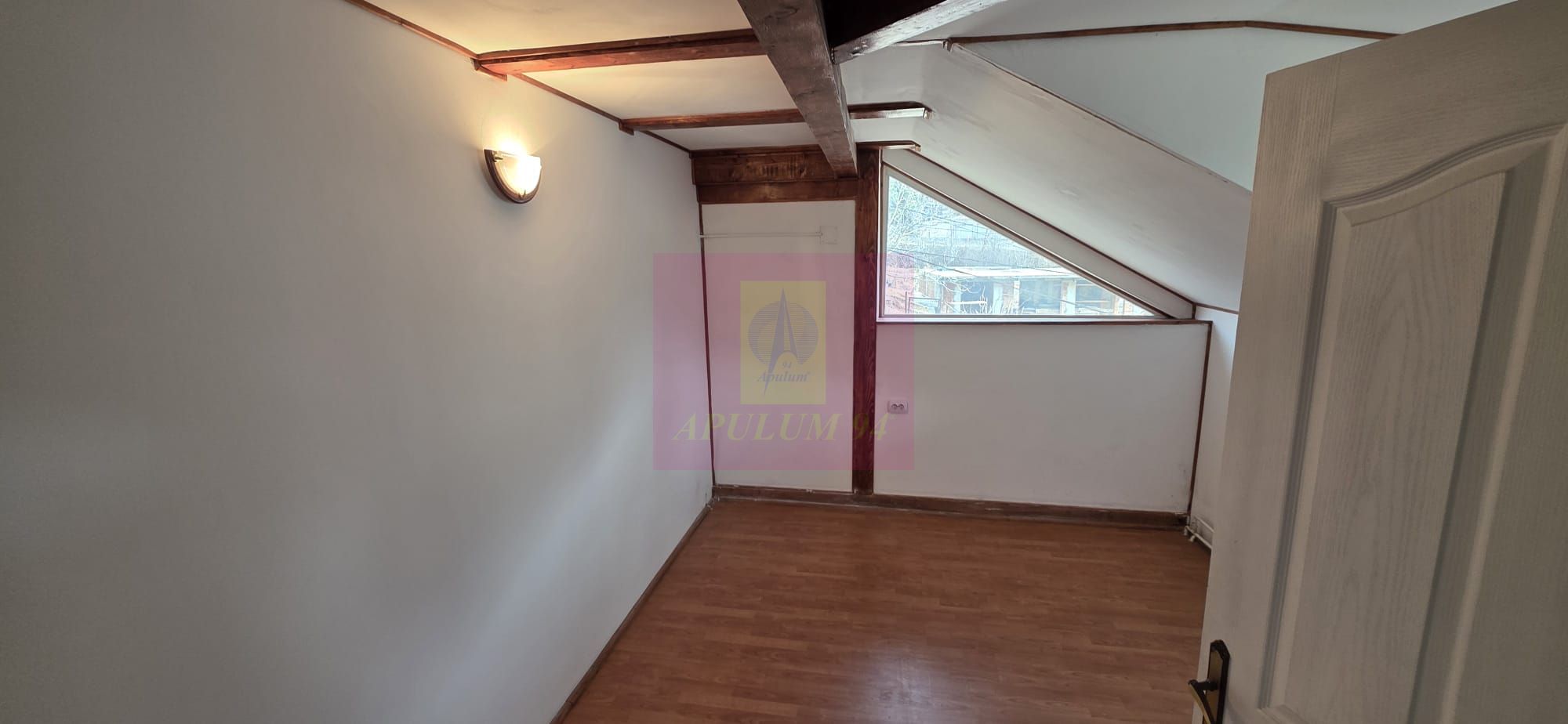 Vila de vanzare cu 5 camere in Busteni — fotografia 5