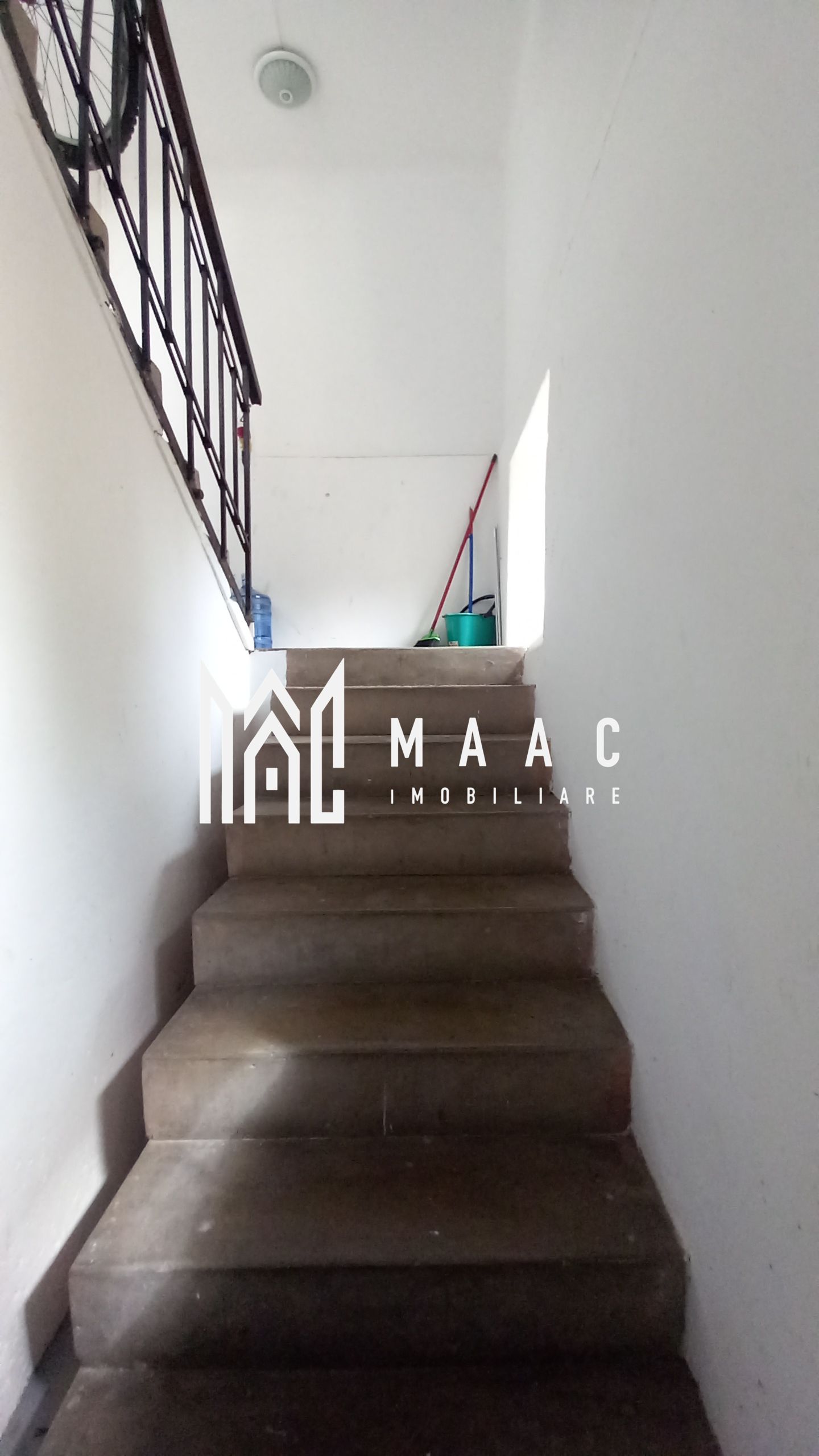 Apartament la casă | Decomandat | 100 MPU | Central — fotografia 17