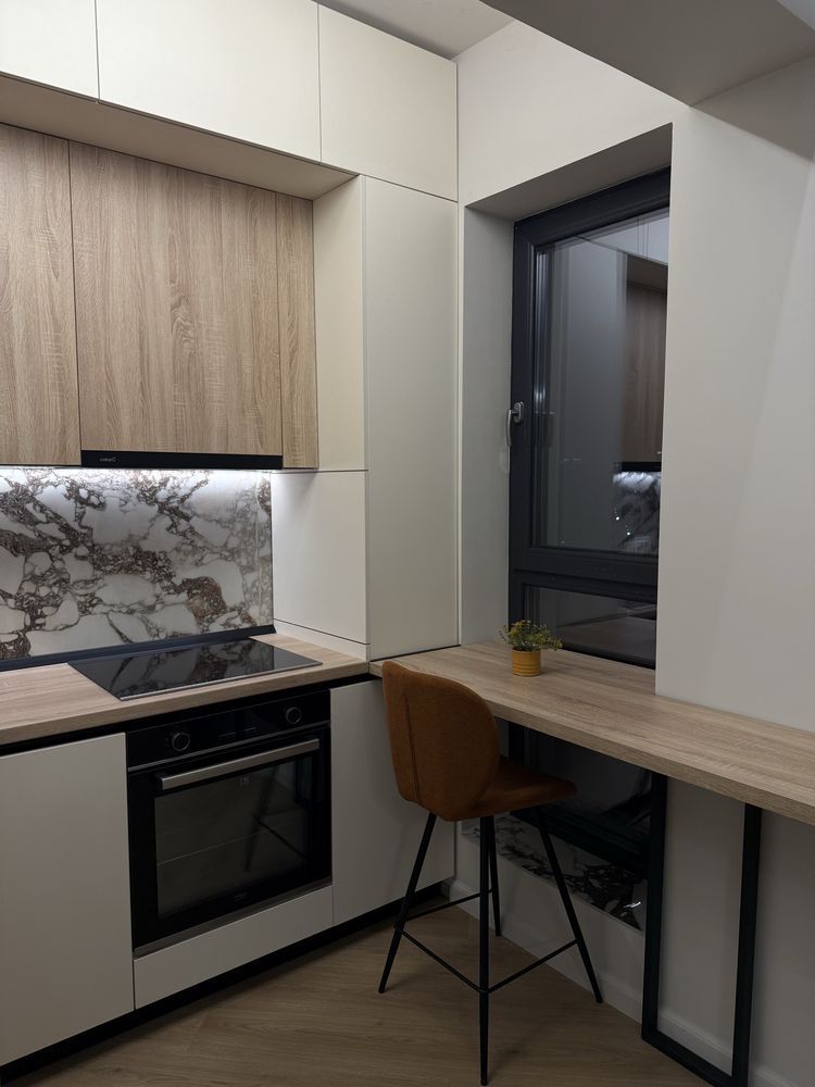 Proprietar inchiriez apartament Exigent Plaza — fotografia 6