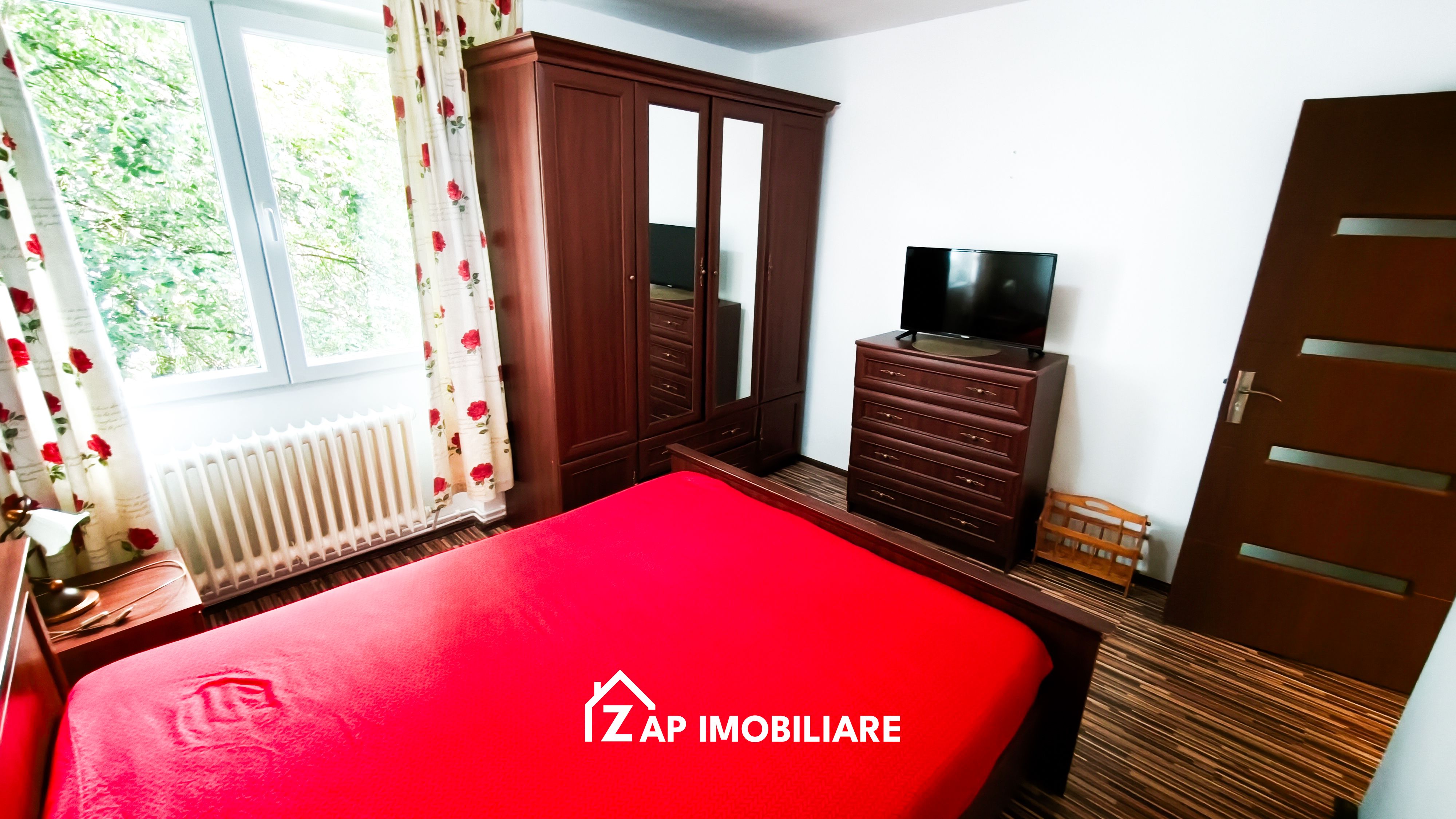 Tudor - Apartament 3 camere confort 1 - Str Moldovei - — fotografia 10