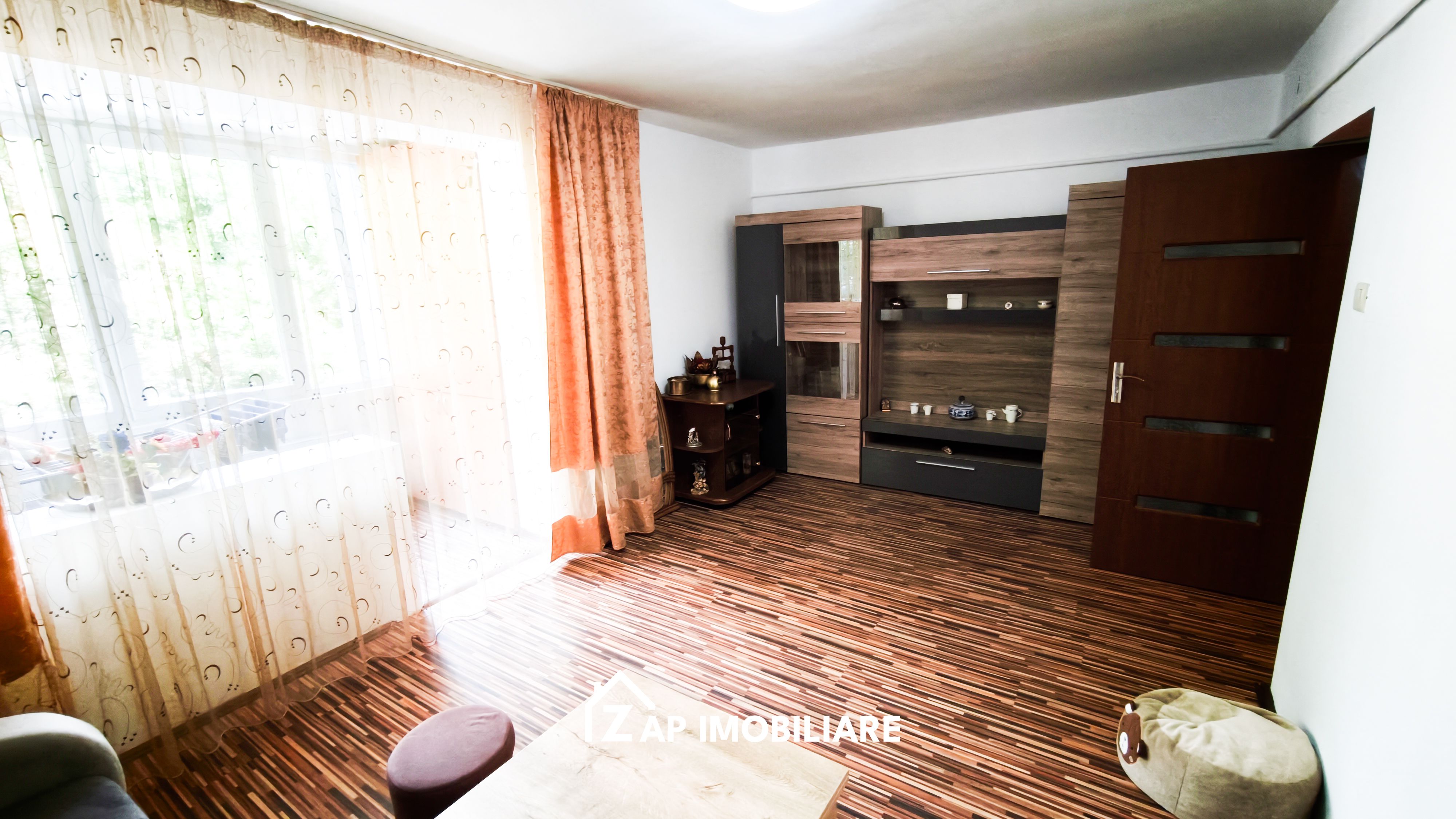 Tudor - Apartament 3 camere confort 1 - Str Moldovei - — fotografia 5
