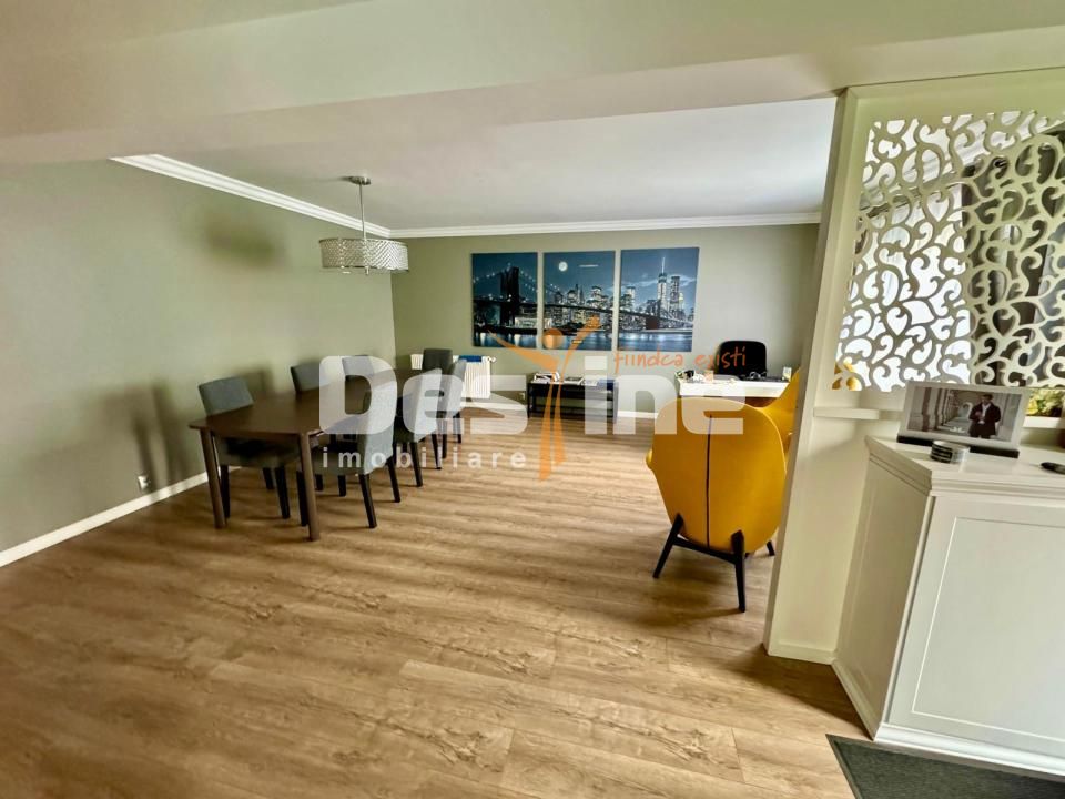 Casa/ afacere,   Miroslava — fotografia 4