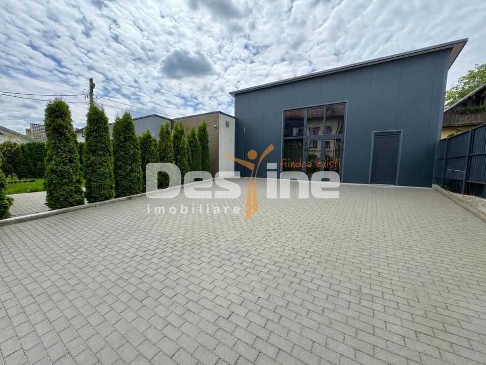 Casa/ afacere,   Miroslava — fotografia 9