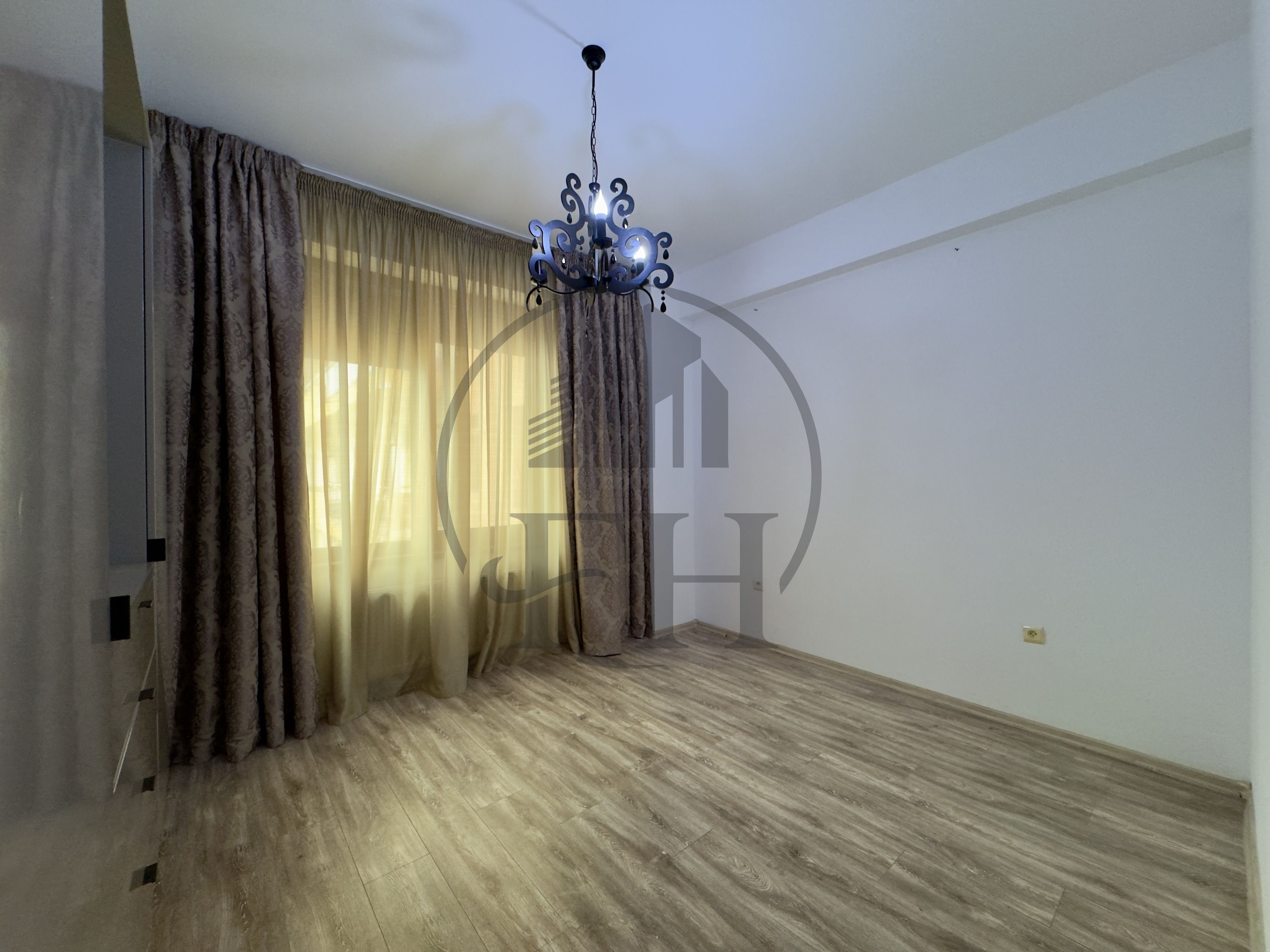 Apartament 3 camere de vanzare Mamaia, zona Summerland — fotografia 4