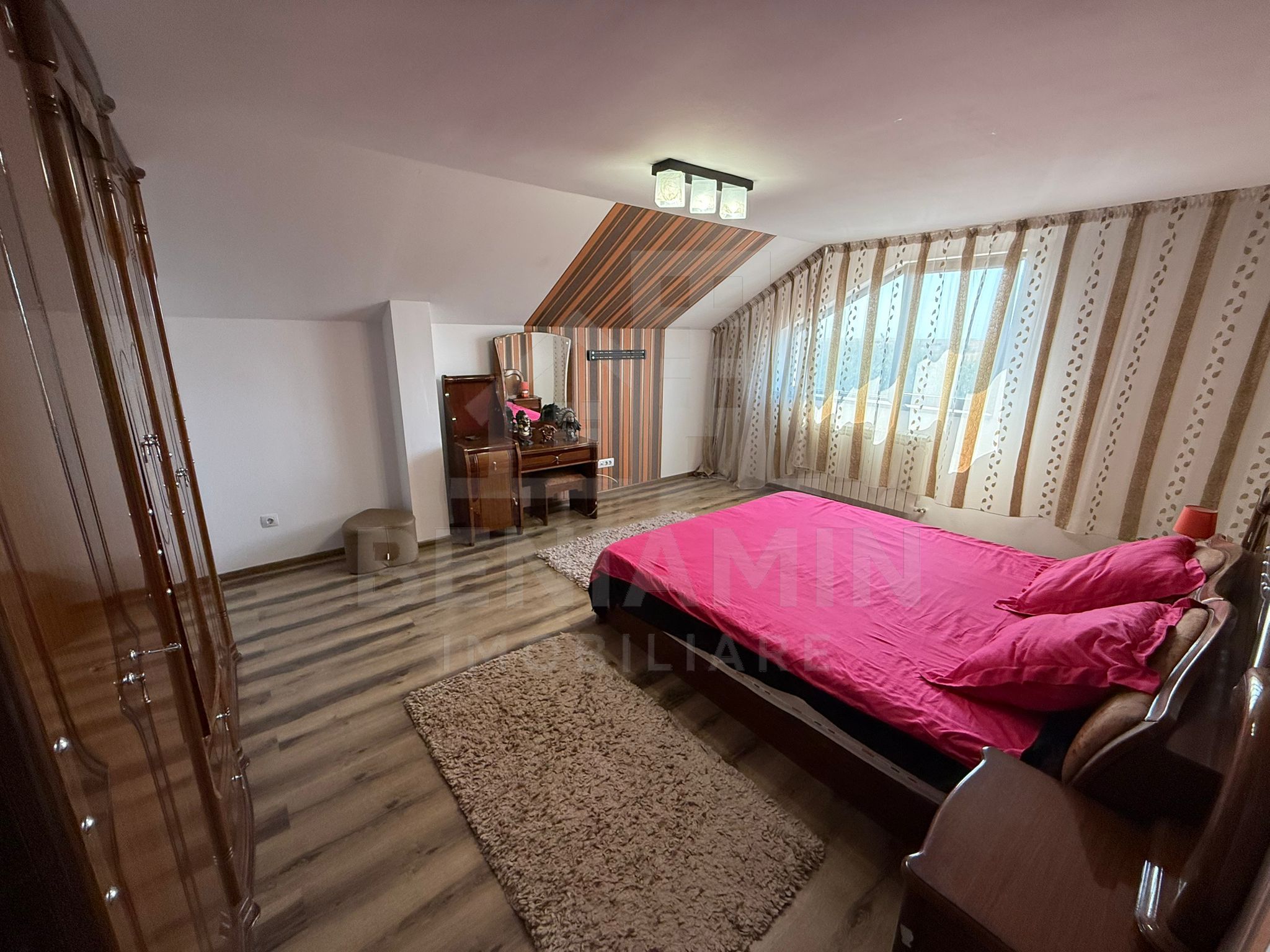 Casa P+1 toate utilitatile, 770mp teren, zona buna, mobilata, utilata — fotografia 4