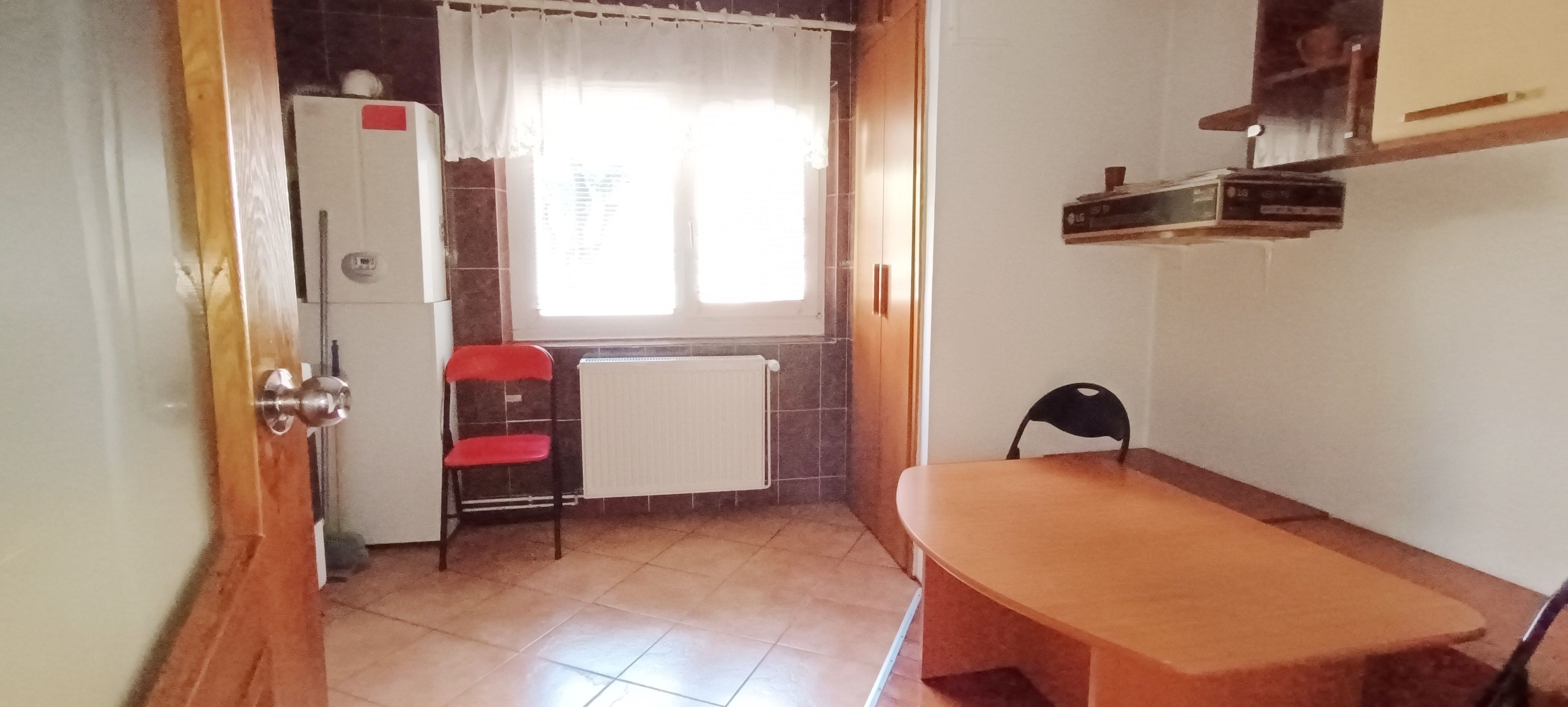 Apartament cu 3 camere decomandate,Carpatilor-Judetean — fotografia 13