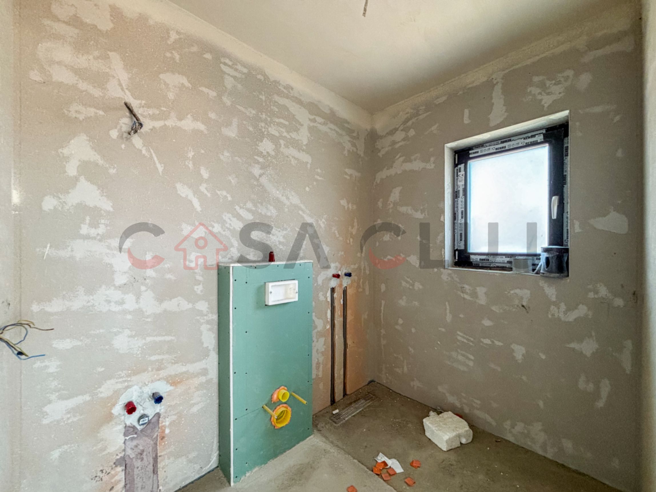 Duplex Semifinisat - Zona Grand Hotel Italia - Garaj si priveliste — fotografia 7