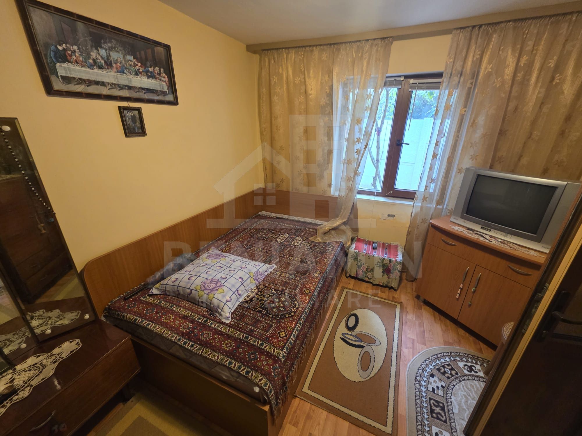 Casa cu 5 camere de vanzare in zona Bordei Calea Bucuresti 785mp — fotografia 3