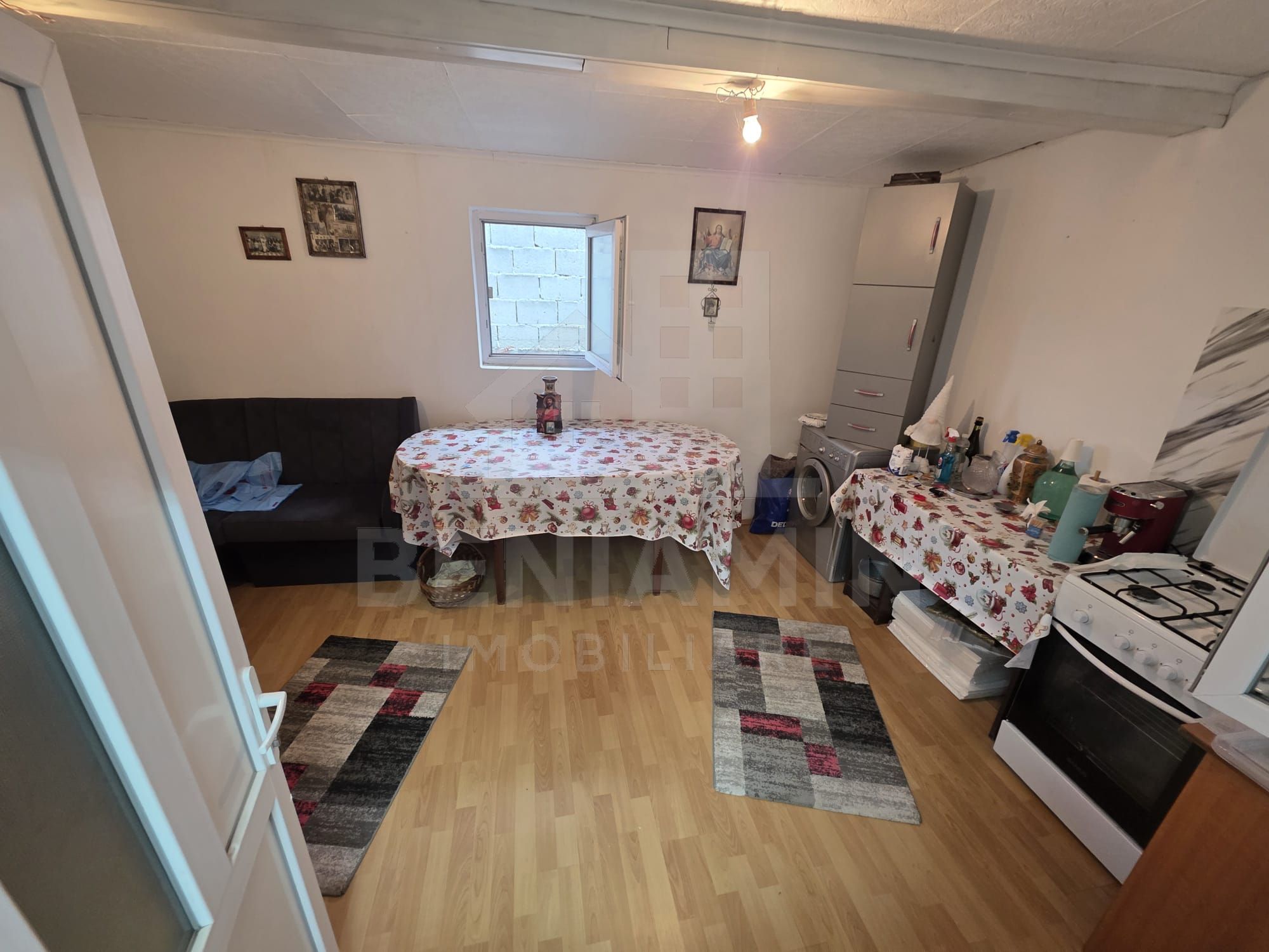 Casa cu 5 camere de vanzare in zona Bordei Calea Bucuresti 785mp — fotografia 5