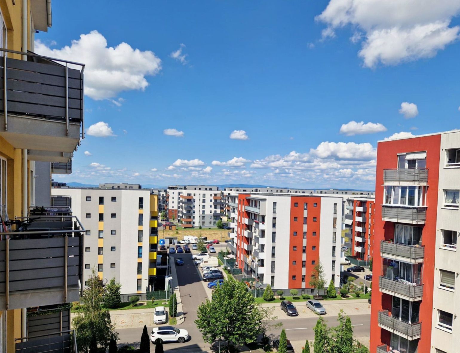 Oportunitate Rară 3 Camere cu Vedere spre Tâmpa RATE LUNARE — fotografia 3