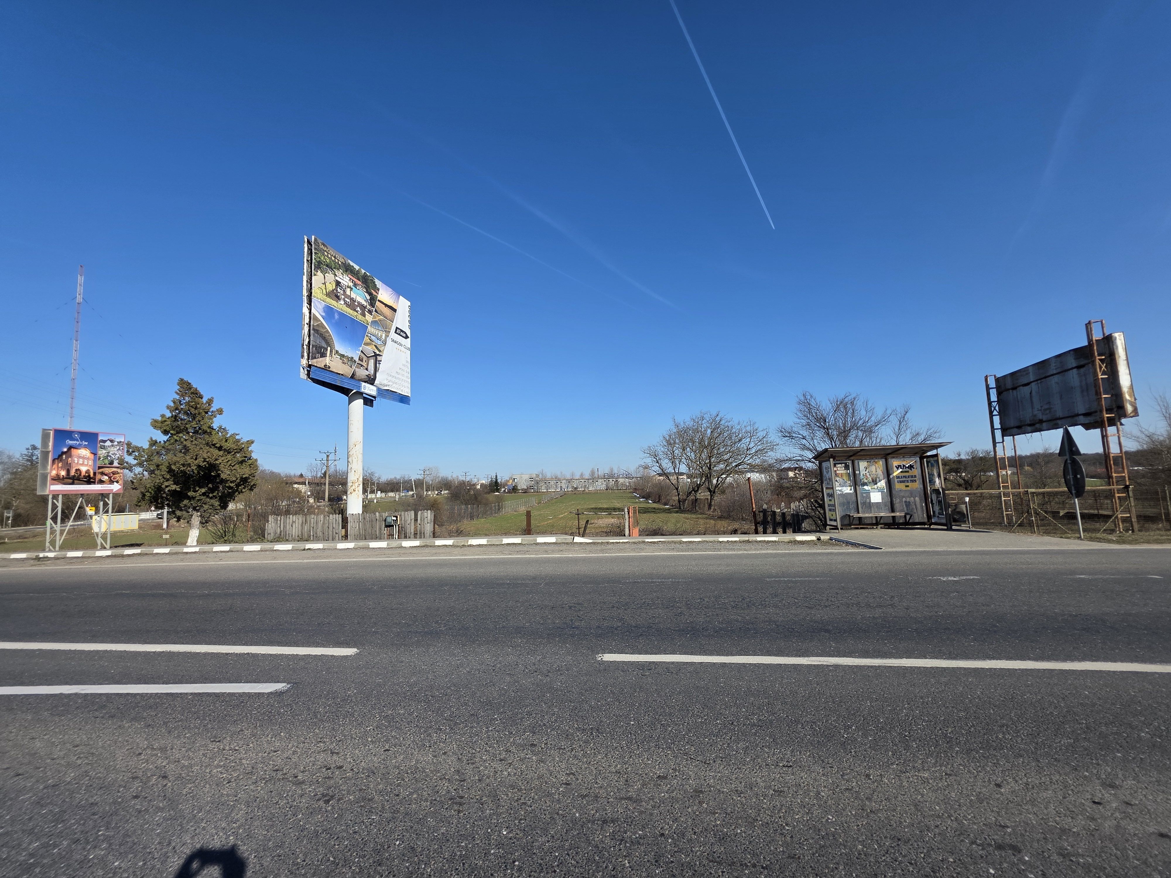 Pret redus! Snagov Plaza, 5000 mp intravilan,  deschidere la DN1 — fotografia 5