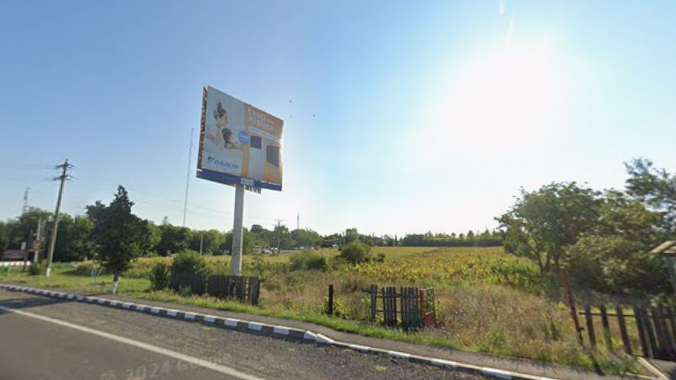 Pret redus! Snagov Plaza, 5000 mp intravilan,  deschidere la DN1 — fotografia 6