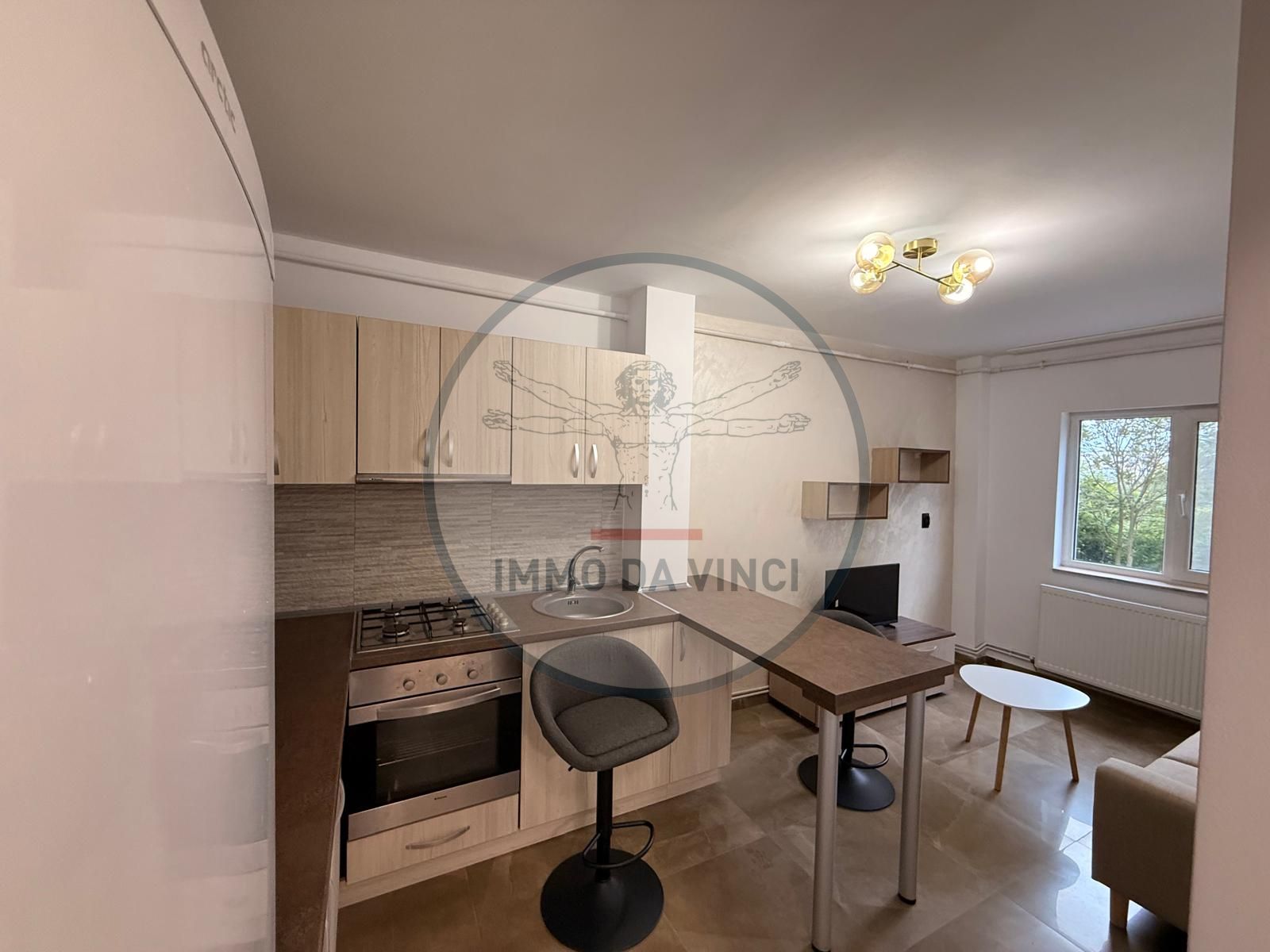 Prima închiriere după renovare totală 2 camere,  Zona Aurel Vlaicu — fotografia 3