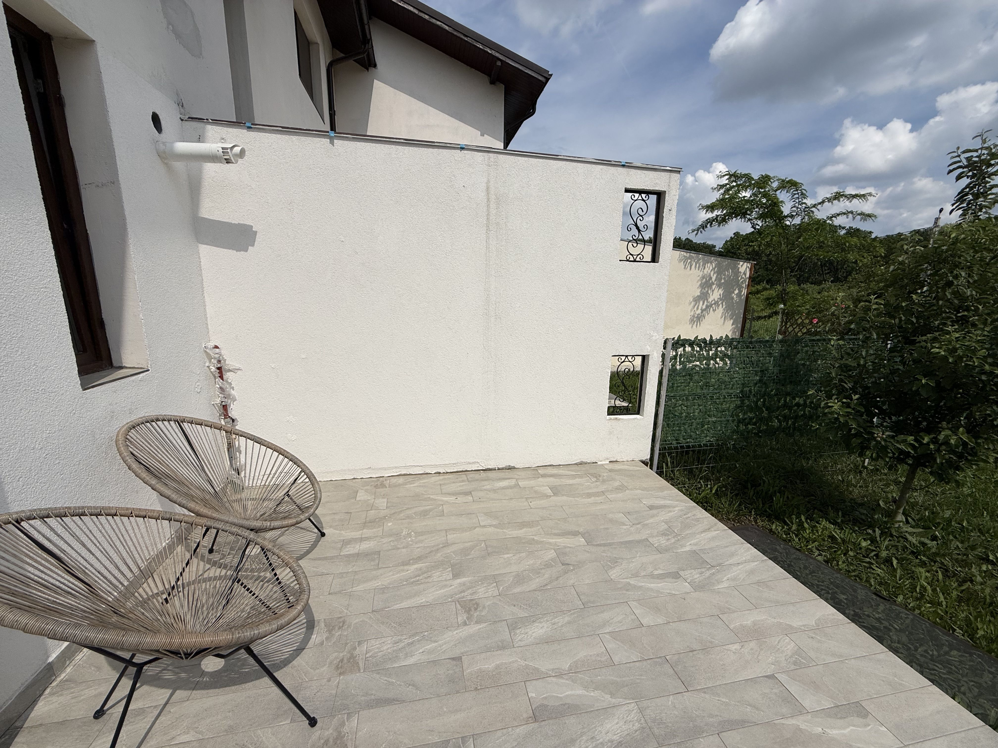 Vila 4 camere cu arhitectura deosebita langa pădure in Corbeanca ! — fotografia 32