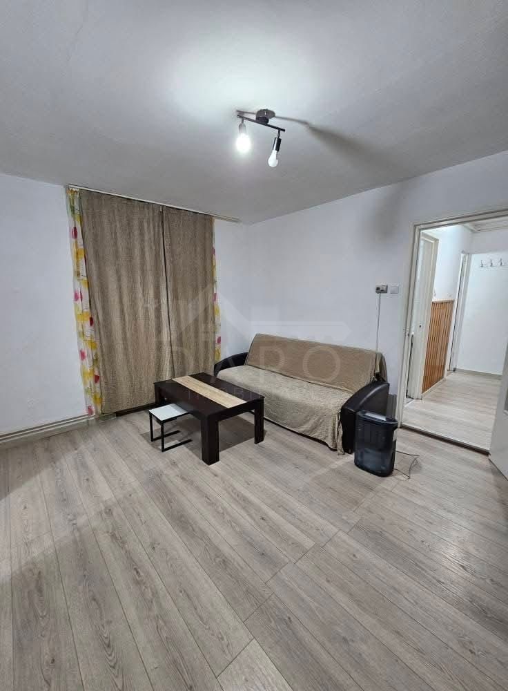 Apartament cu 2 camere Aleea Săvinești--central  renovat — fotografia 5