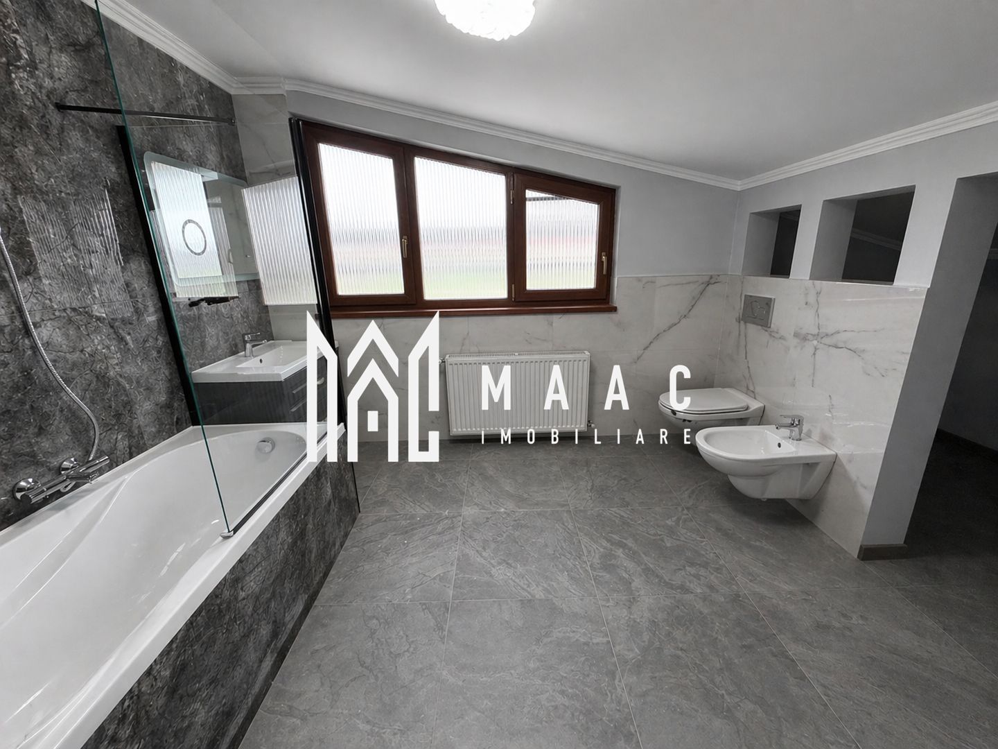 Casă 5 camere de vânzare | Arhitecților, Sibiu | 220 mp, teren 426 mp — fotografia 15