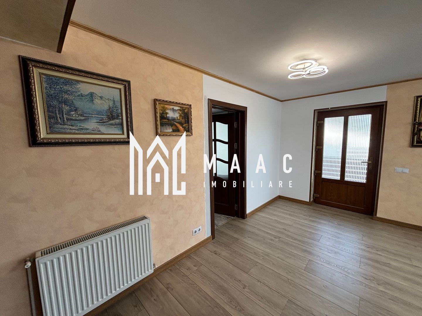 Casă 5 camere de vânzare | Arhitecților, Sibiu | 220 mp, teren 426 mp — fotografia 7