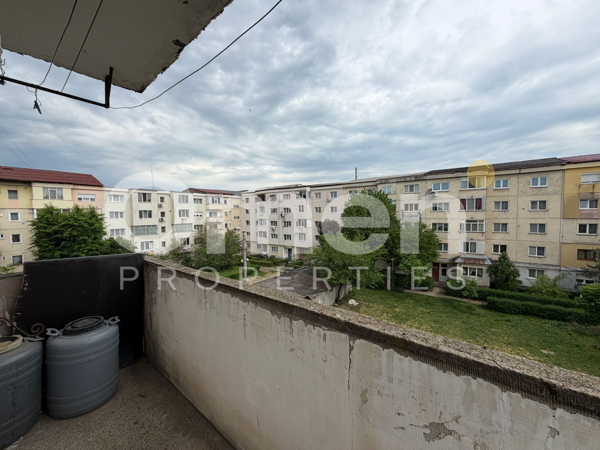 Apartament cu 2 camere decomandat, etaj intermediar, zona Center Nemes — fotografia 7
