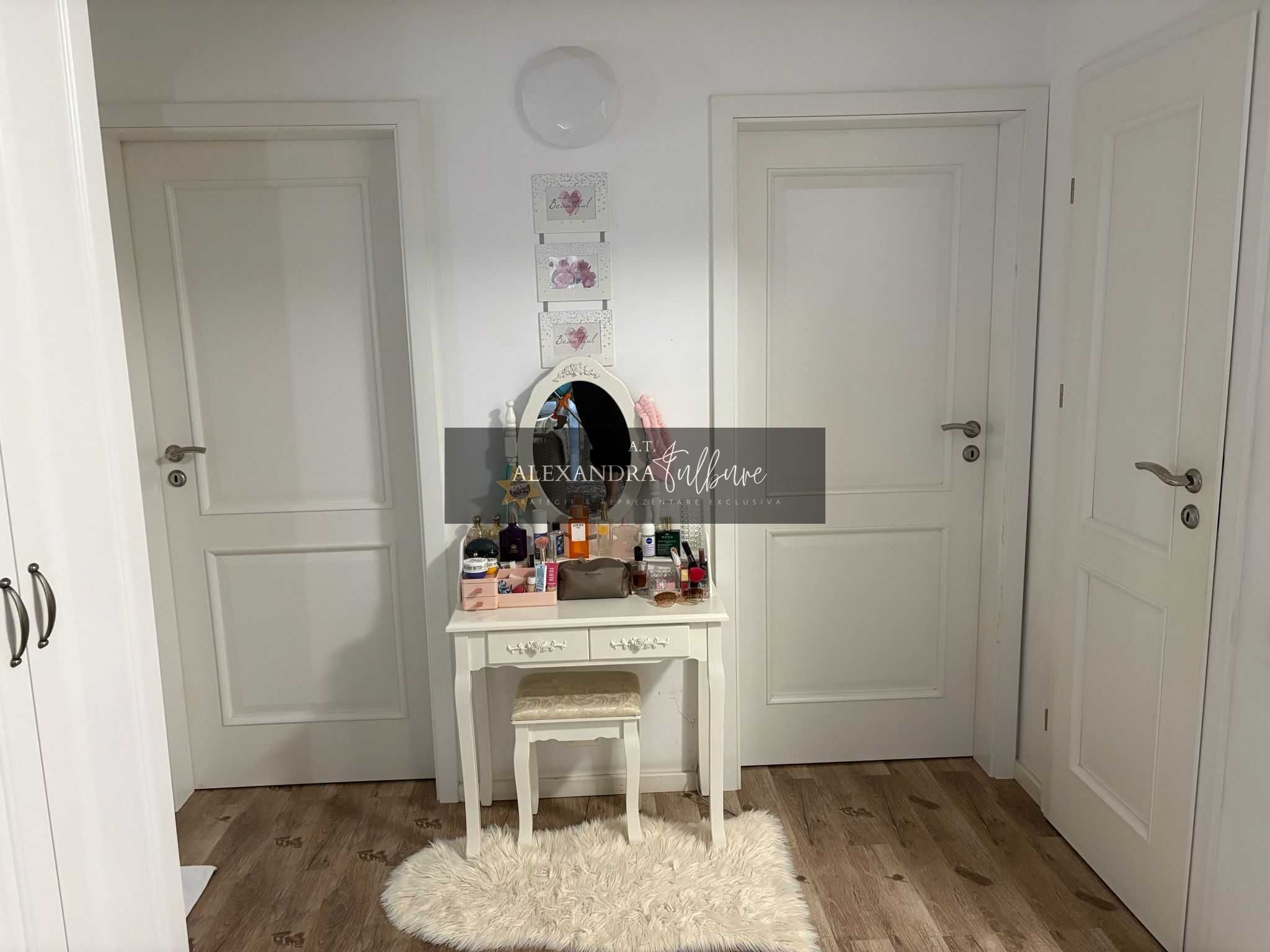 Apartament 3 camere, 2 balcoane, etaj intermediar — fotografia 6