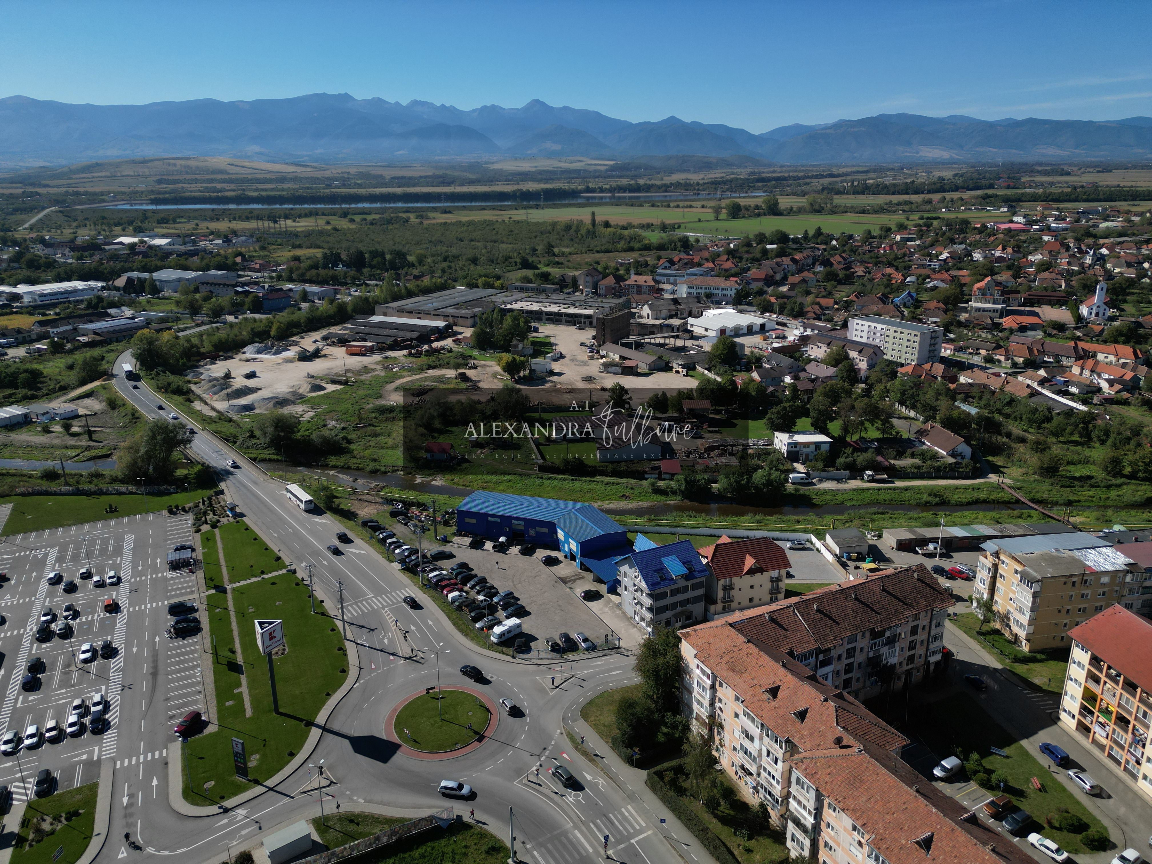 Oportunitate strategică de dezvoltare în Hațeg 3.079 mp — fotografia 22