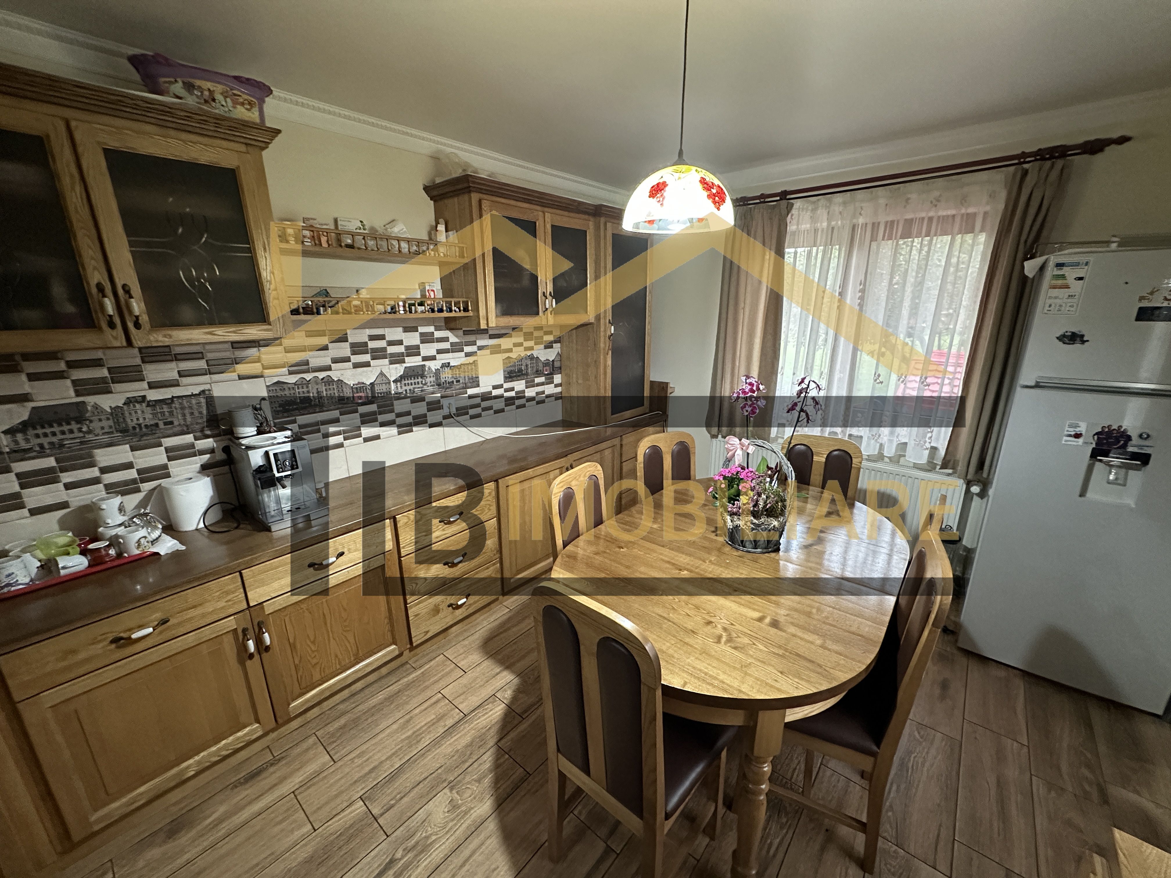 Vila cu 8 camere de vanzare, teren 1580mp, Zona Praid — fotografia 30