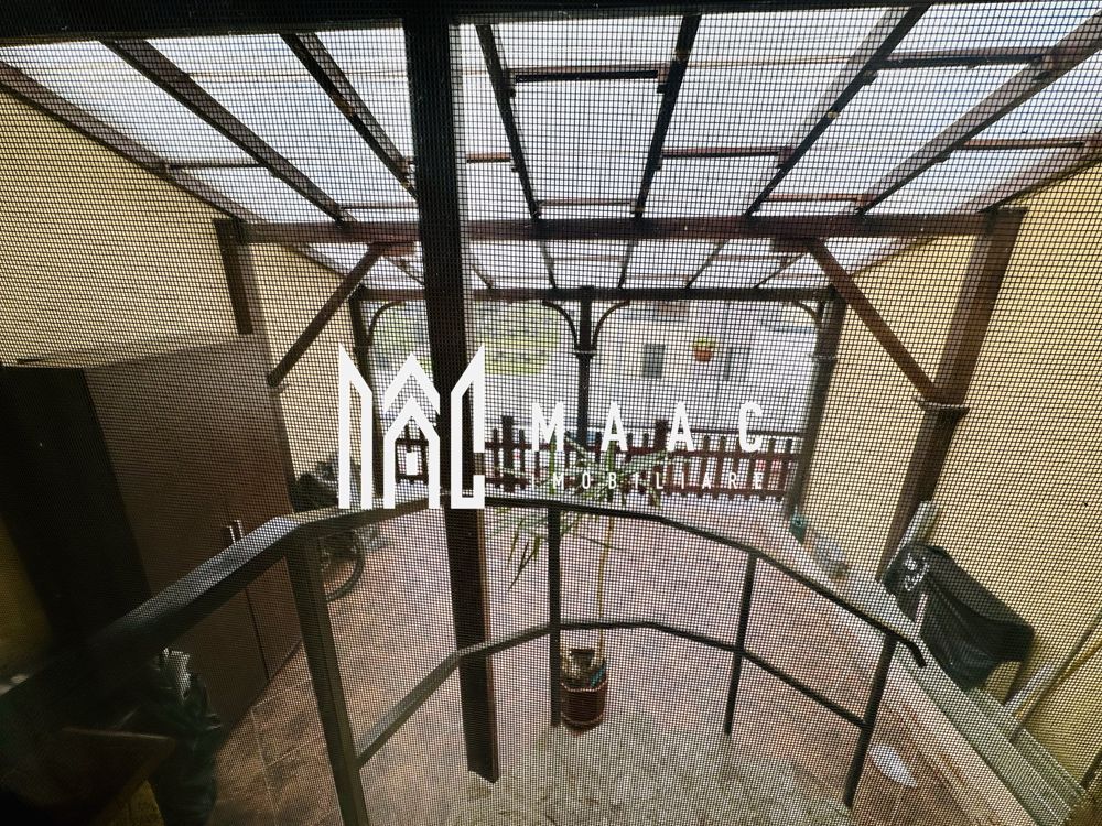 Casa moderna Vladesti | Zona Exclusivista | Curte interioara | — fotografia 6