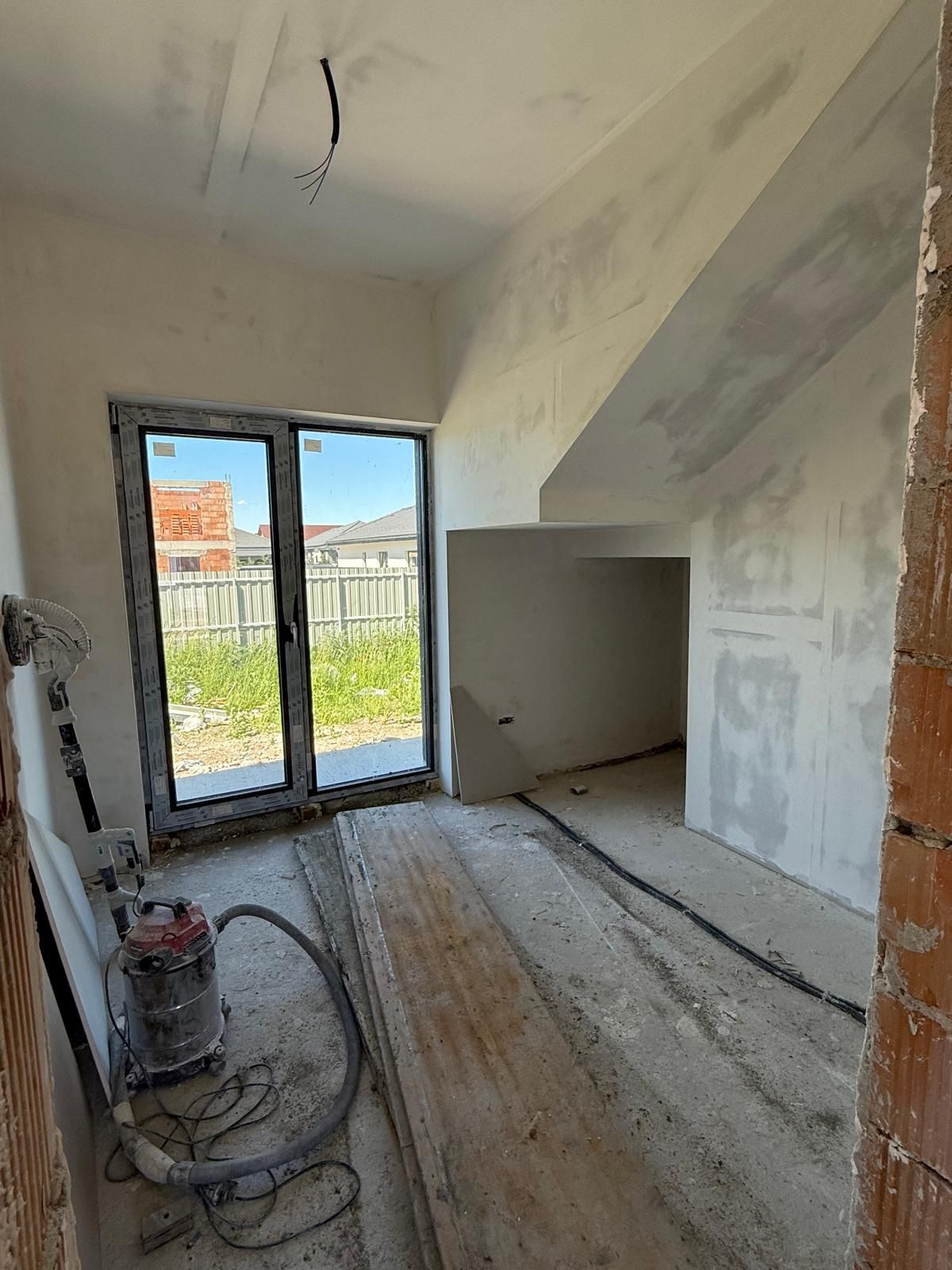 Casa individuala la 4 km de Brasov — fotografia 3