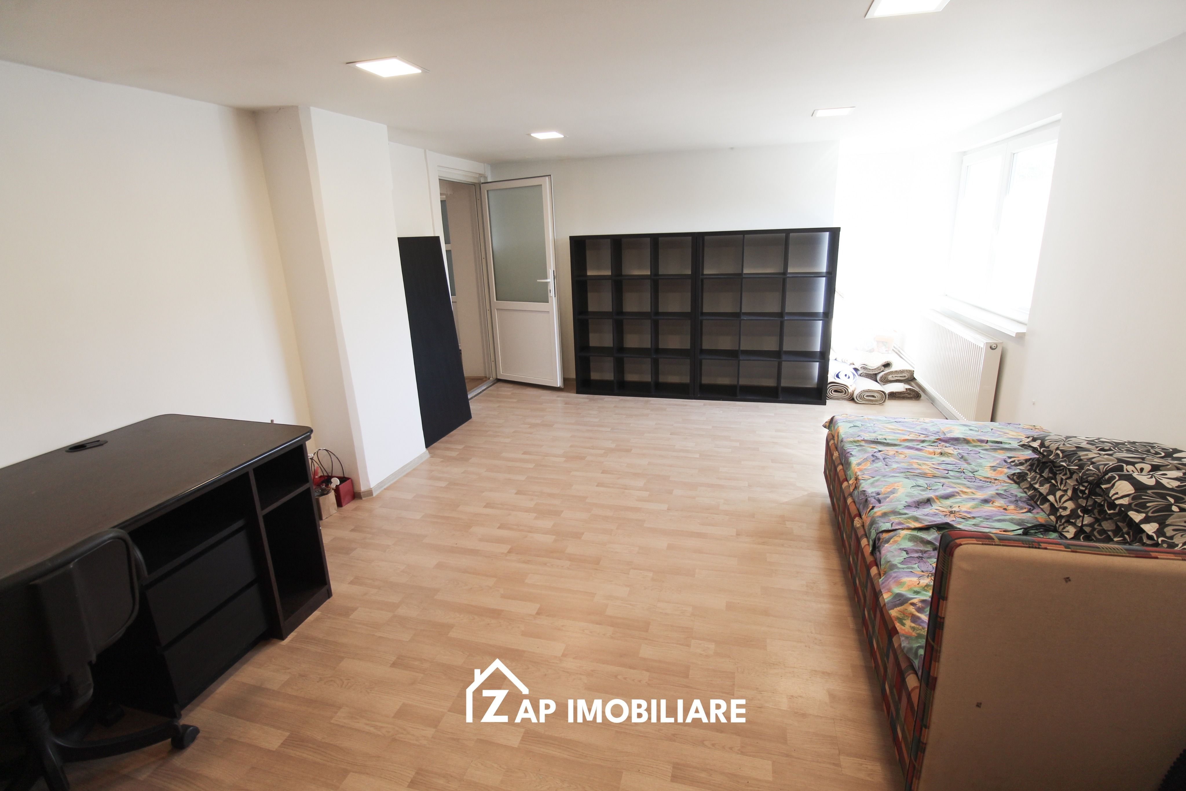 Spațiu 90 mp etaj 1 - Central - open space — fotografia 4