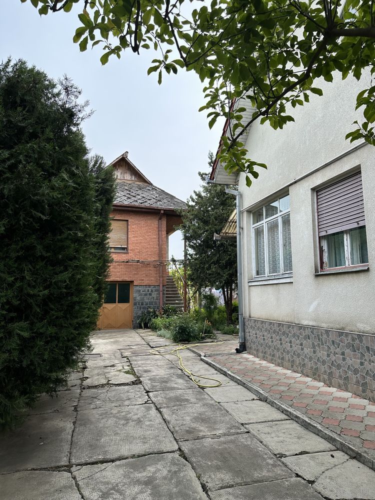 De vânzare casă cu teren str. Dara., Satu Mare.