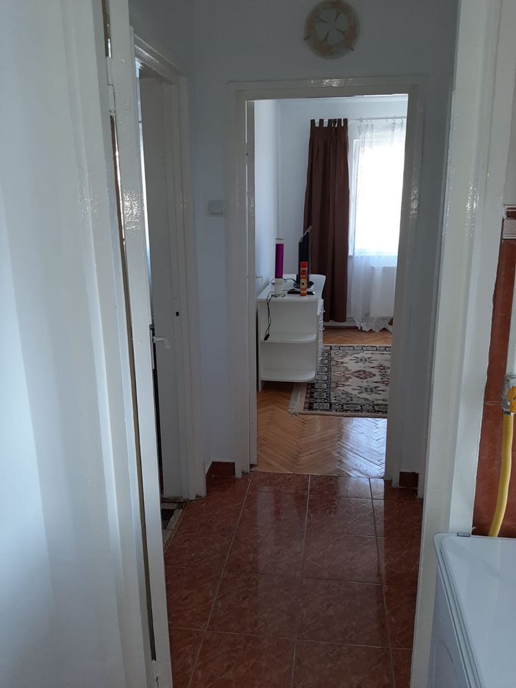 Vand apartament 2 camere — fotografia 4