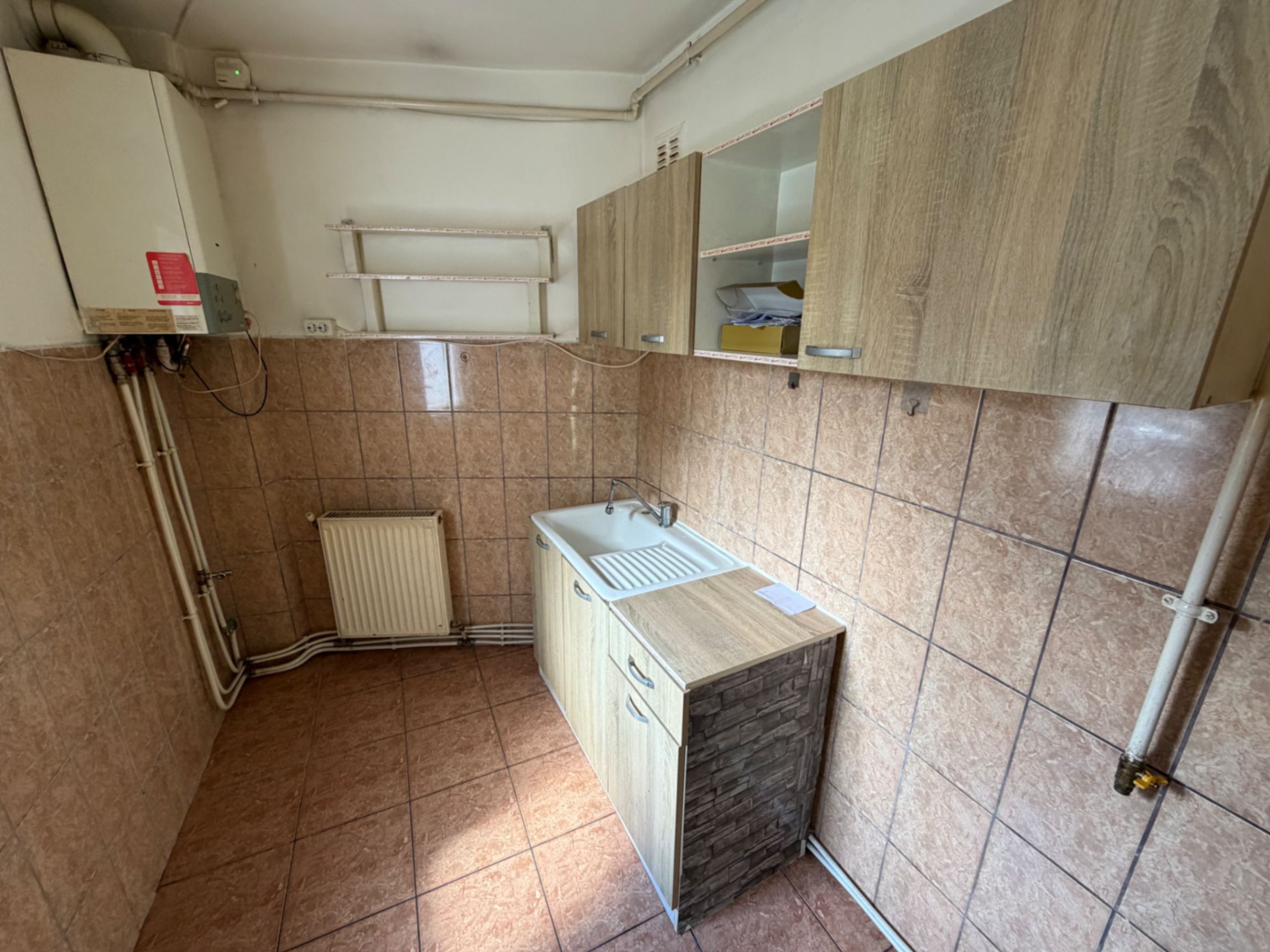 Garsoniera, etaj 1 - Cugir — fotografia 3