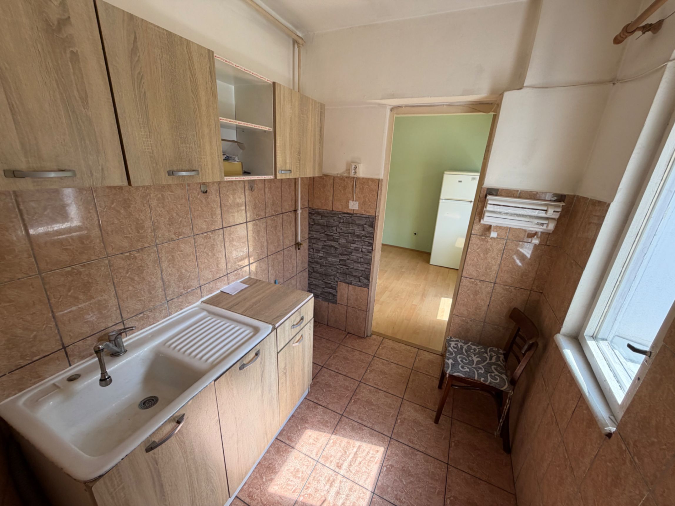 Garsoniera, etaj 1 - Cugir — fotografia 4