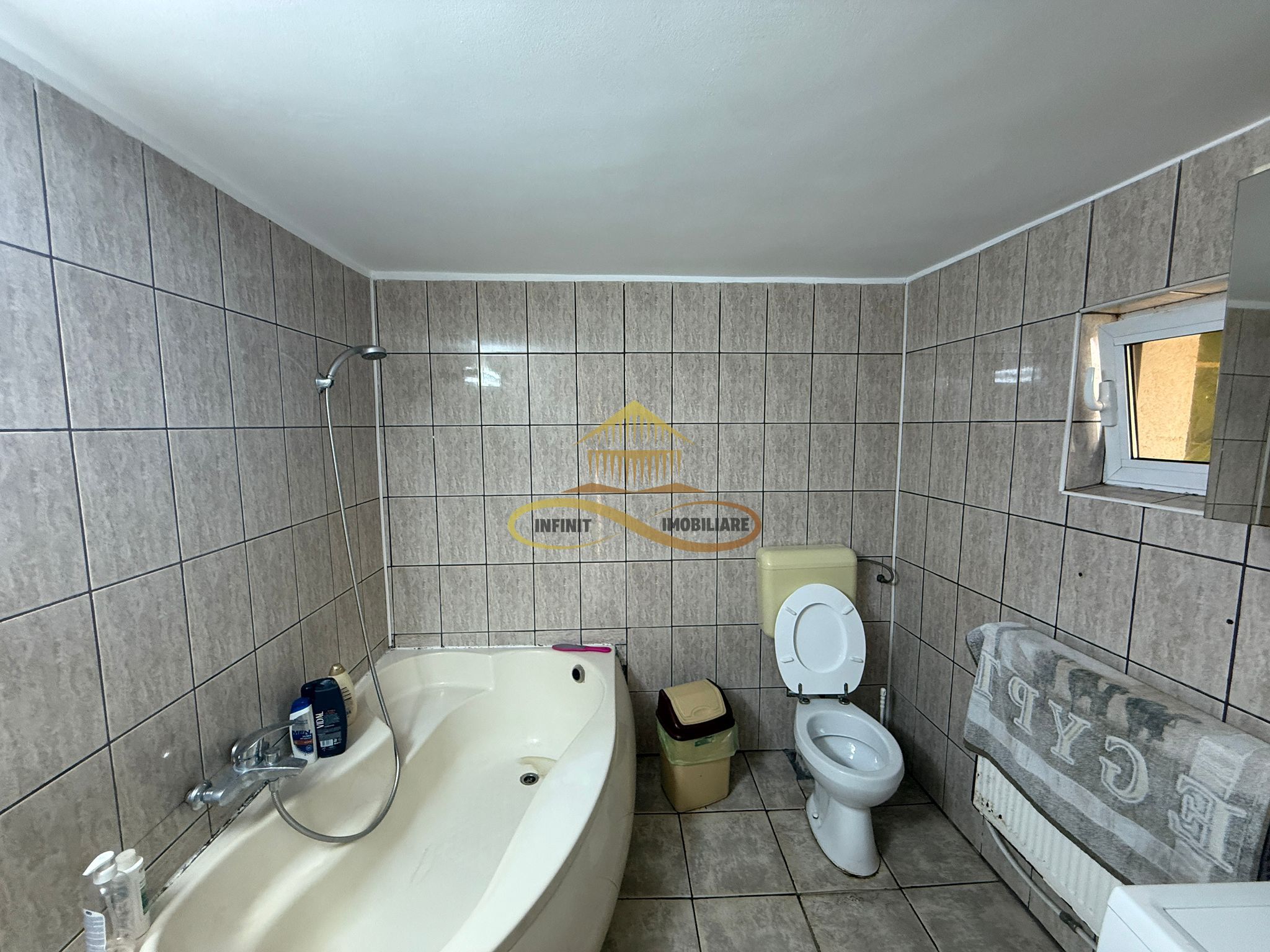 Casa de vanzare in Bacau cartier CFR — fotografia 11
