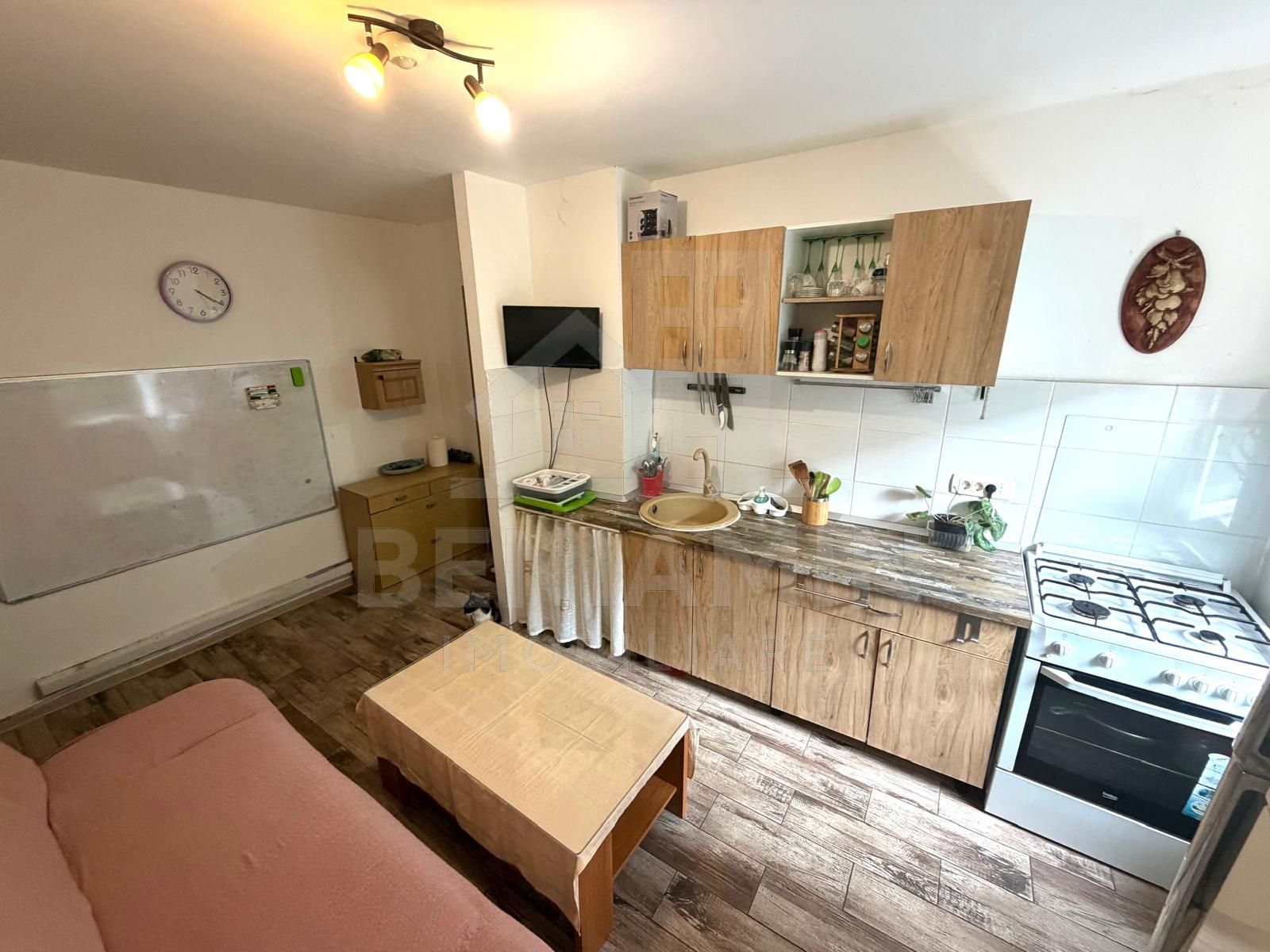 Apartament 2 camere Brazda lui Novac Etaj 1 Centrala termica 52mp — fotografia 6