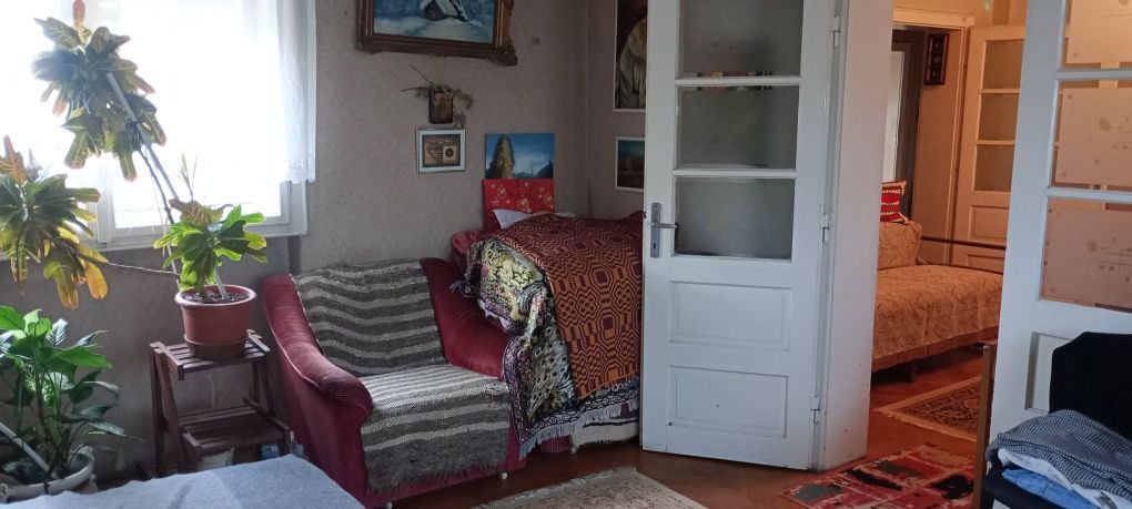 BRASADAS vinde ap 3 cam în casă - zona Botizului. — fotografia 4