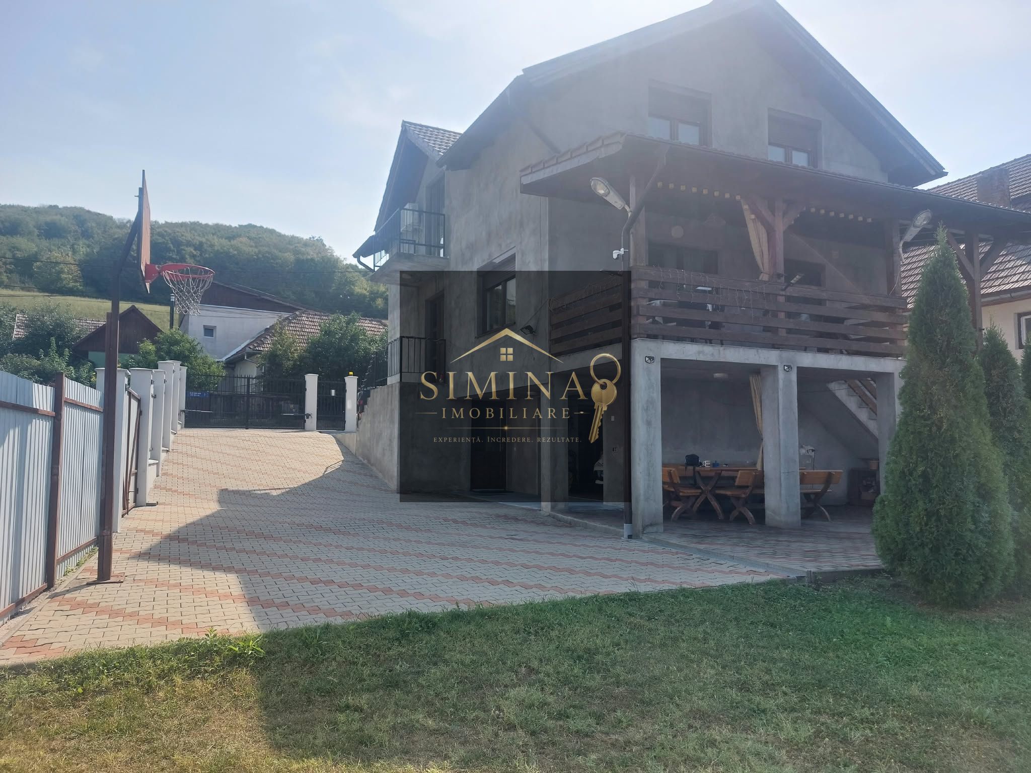 Casa de Vânzare, Sângeorgiu De Mureș, Zona Rezidențiala — fotografia 3