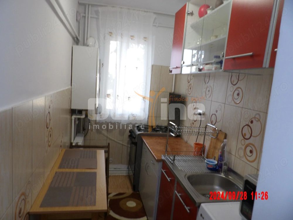Apartament cu 2 camere de închiriat, zona Casa de Cultură, Constanța — fotografia 3