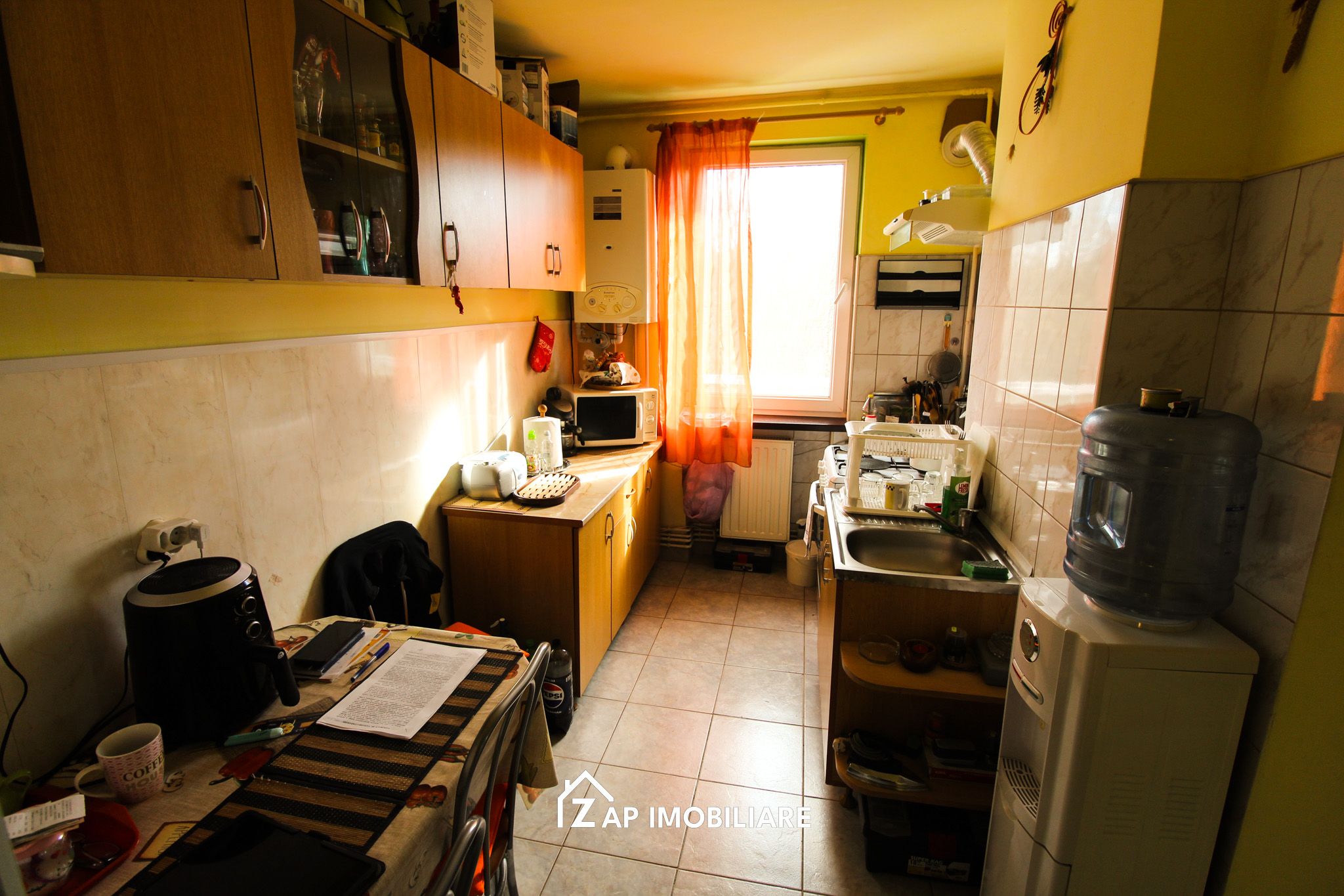 Zona Dacia - 3 camere - 1 baie - mobilat utilat — fotografia 5