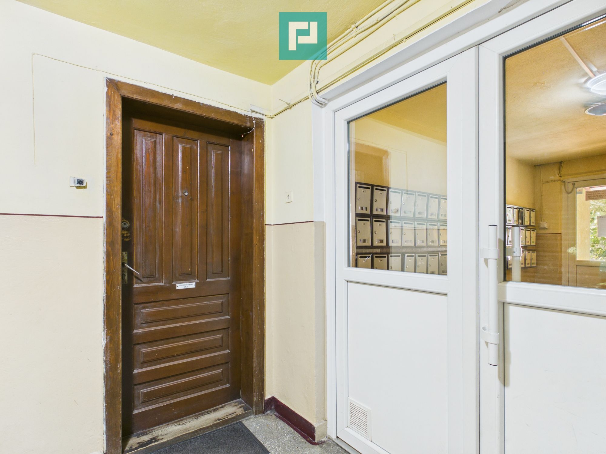 2 camere în Fortuna la preț de garsonieră — fotografia 3