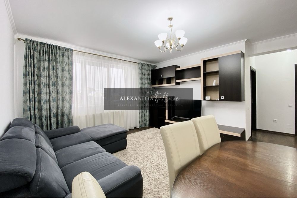 Apartament 3 camere, 2 balcoane, etaj intermediar, parcare.