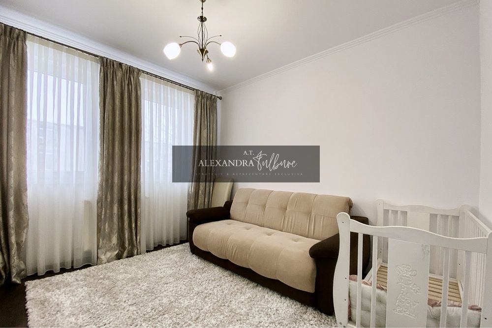 Apartament 3 camere, 2 balcoane, etaj intermediar, parcare. — fotografia 4