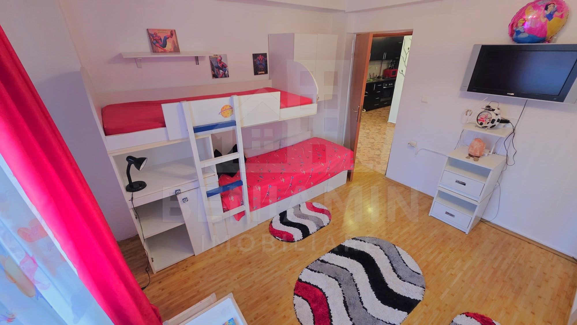 Apartament etaj 1 vila Mall Promenada Craiovita -centrala -parcare — fotografia 4