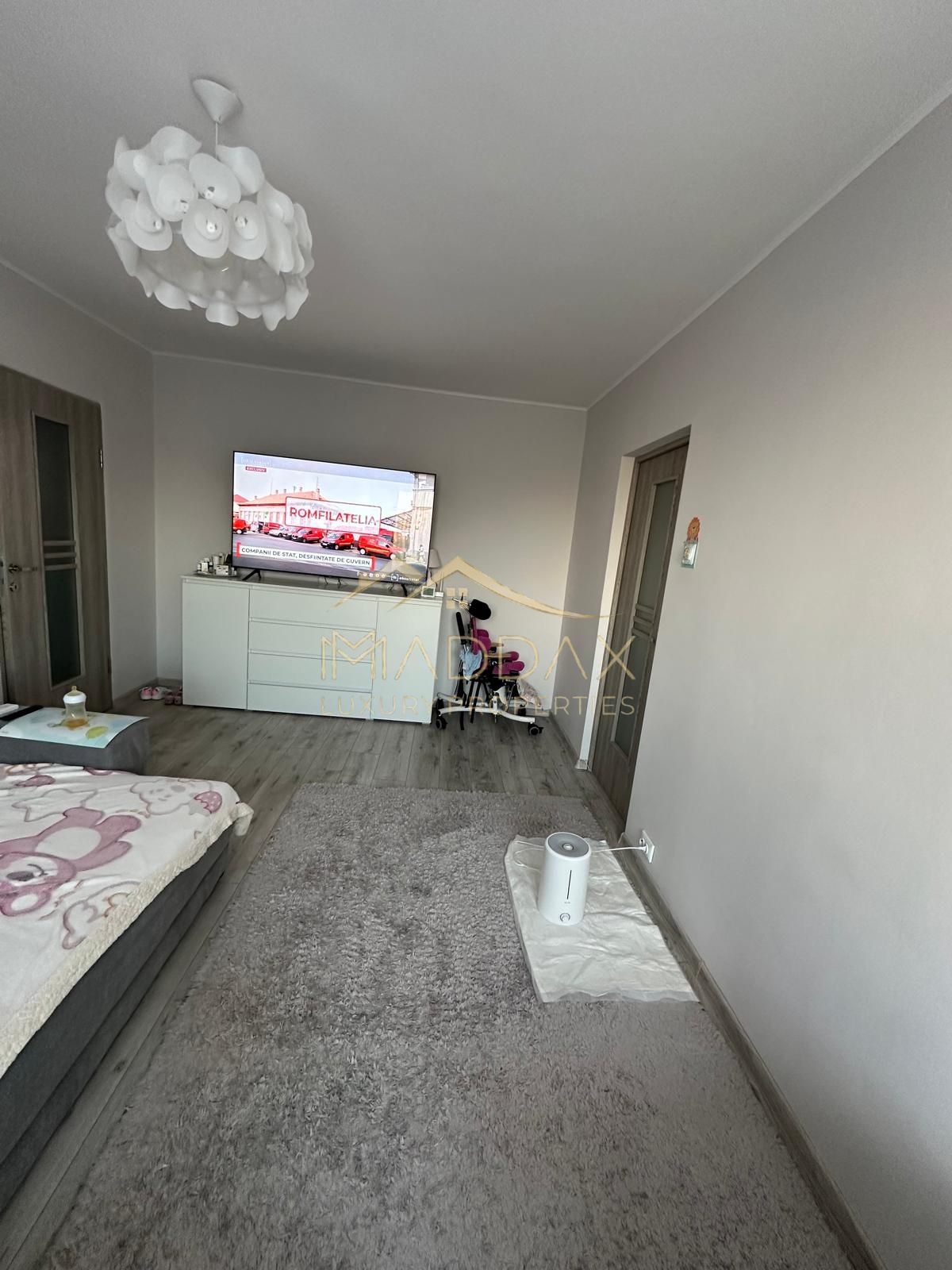 Apartament cu 2 cam, la 3 minute de metrou Jiului — fotografia 4