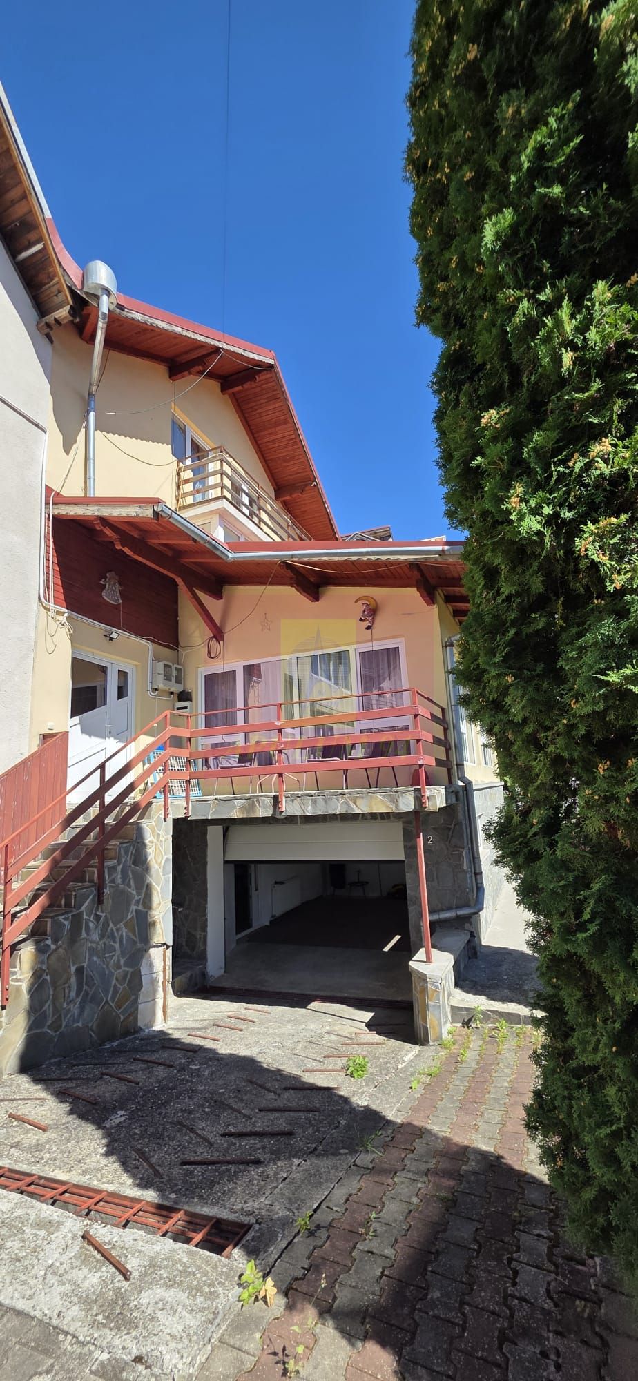 Vila cu 7 camere de vanzare in Busteni — fotografia 4