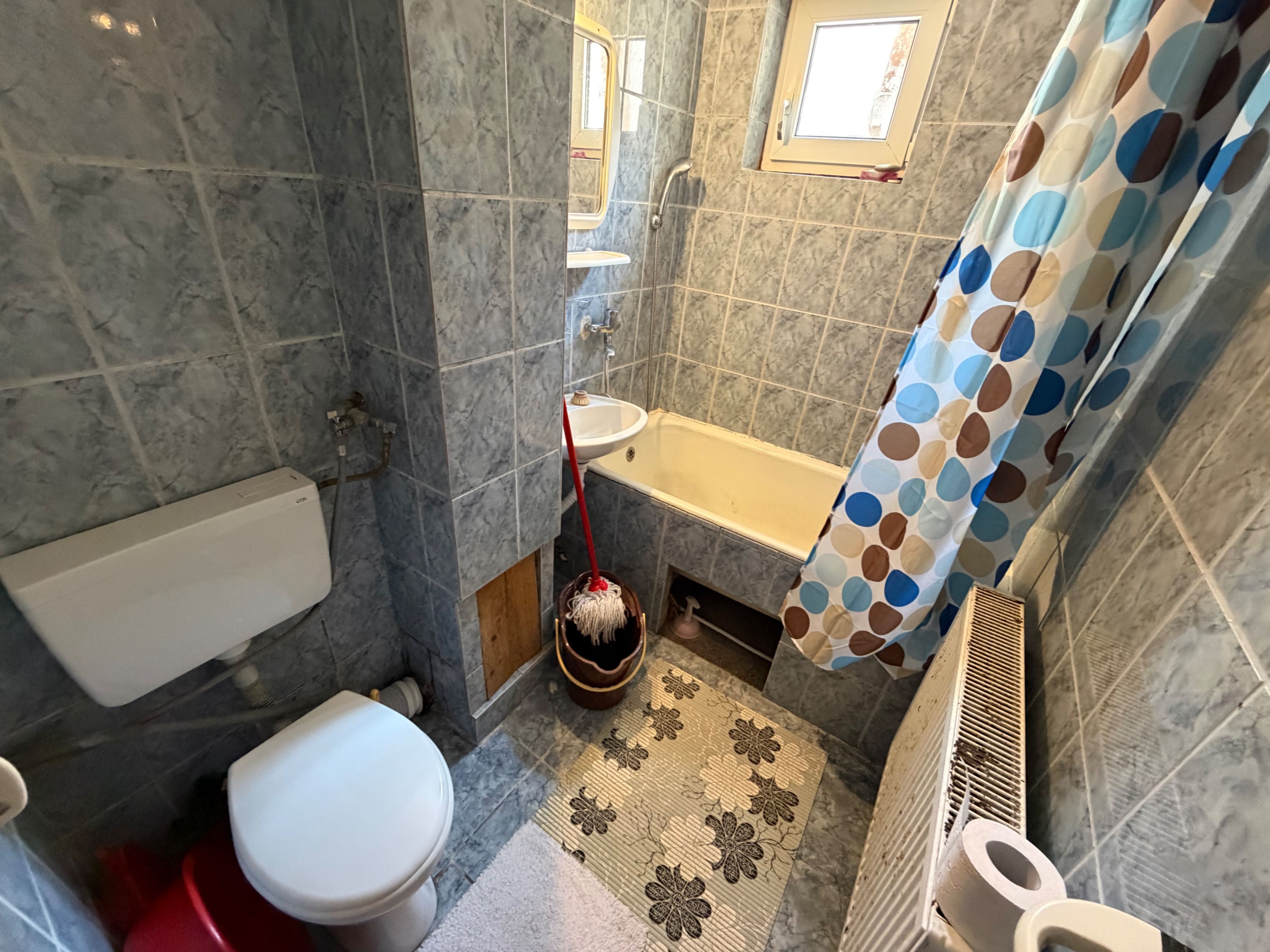 Apartament 2 camere, parter - Cugir — fotografia 8