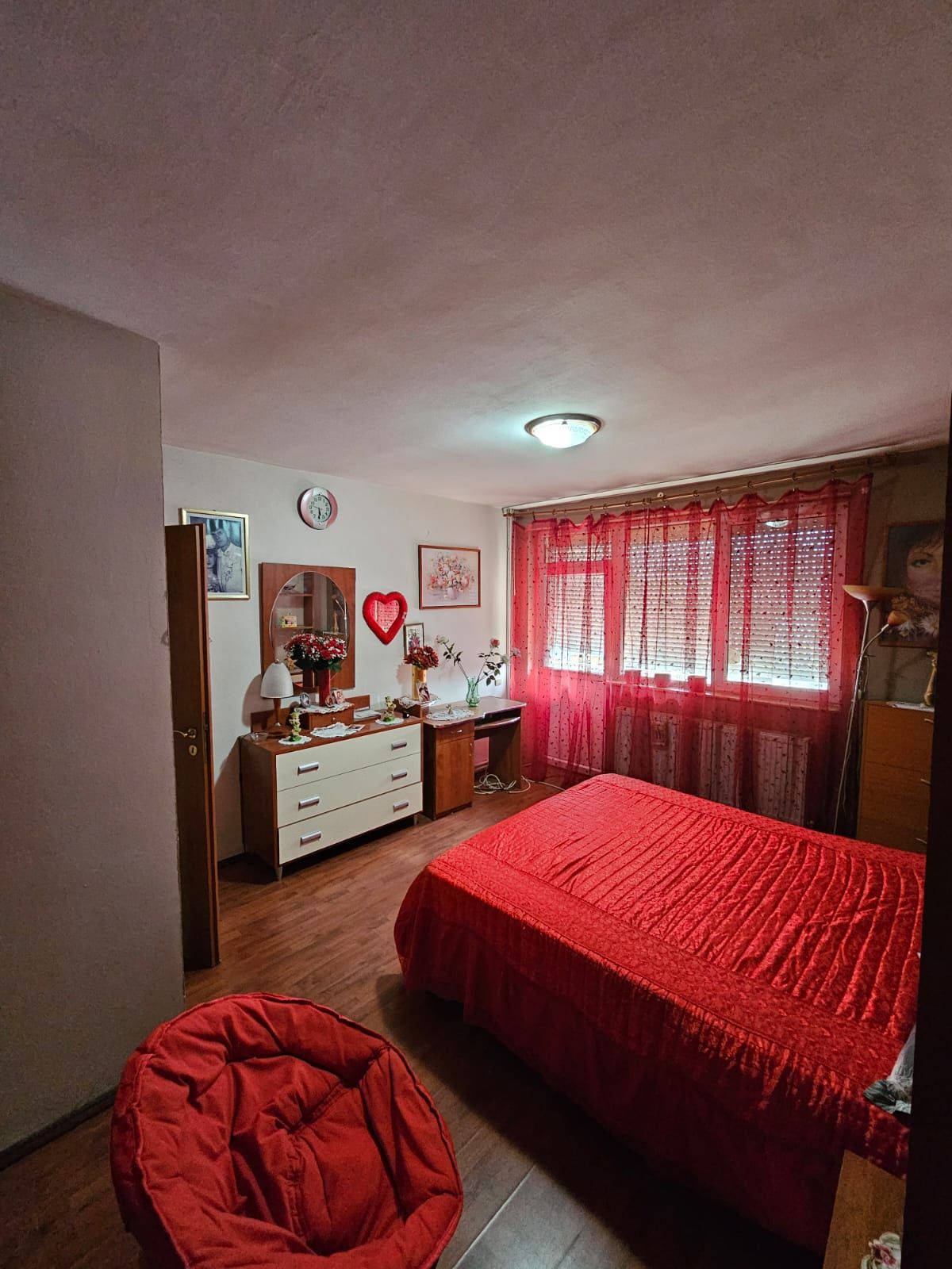 Casa- zona Spitalul nr 1 — fotografia 11